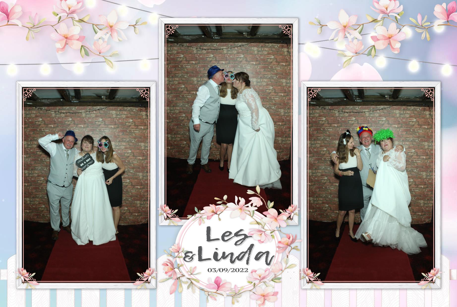 Les & Linda's Wedding  | View more photos from the event at gallery.myphotoboothexperience.co.uk/u/MyPhotoBoothExperienceLtd/Les-Lindas-Wedding