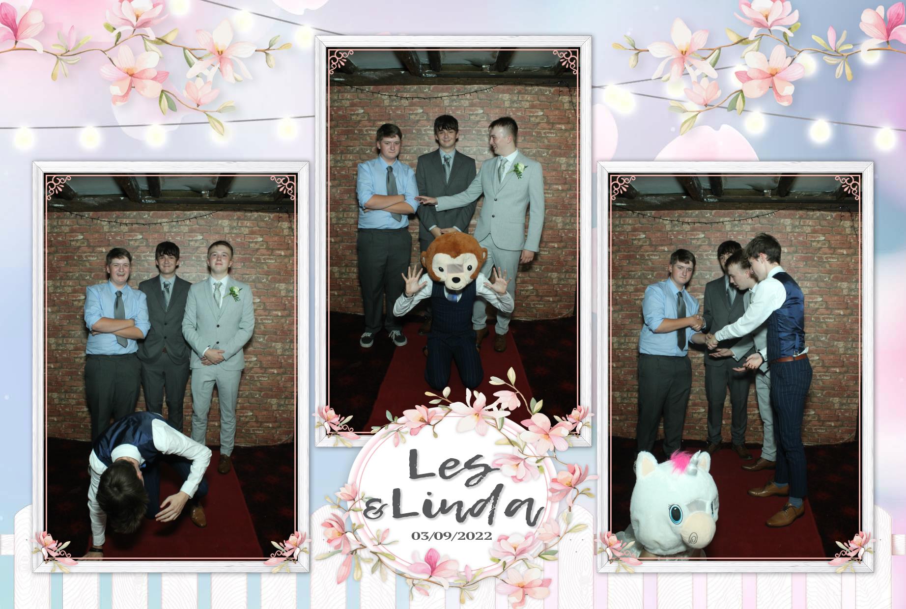 Les & Linda's Wedding  | View more photos from the event at gallery.myphotoboothexperience.co.uk/u/MyPhotoBoothExperienceLtd/Les-Lindas-Wedding