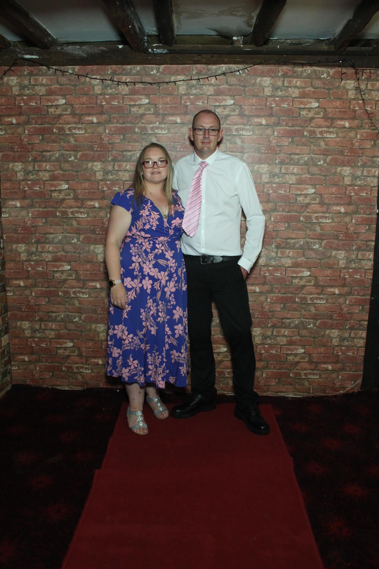 Les & Linda's Wedding  | View more photos from the event at gallery.myphotoboothexperience.co.uk/u/MyPhotoBoothExperienceLtd/Les-Lindas-Wedding