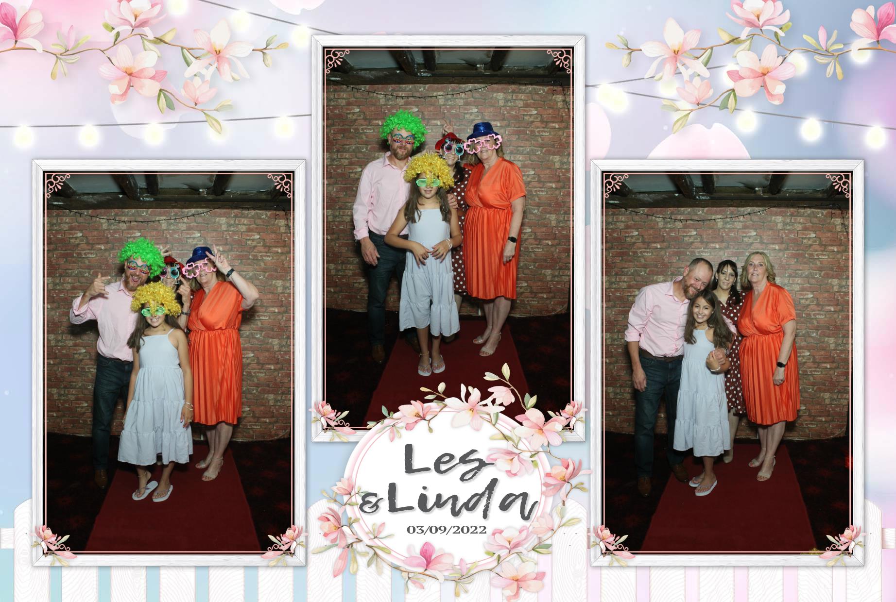 Les & Linda's Wedding  | View more photos from the event at gallery.myphotoboothexperience.co.uk/u/MyPhotoBoothExperienceLtd/Les-Lindas-Wedding