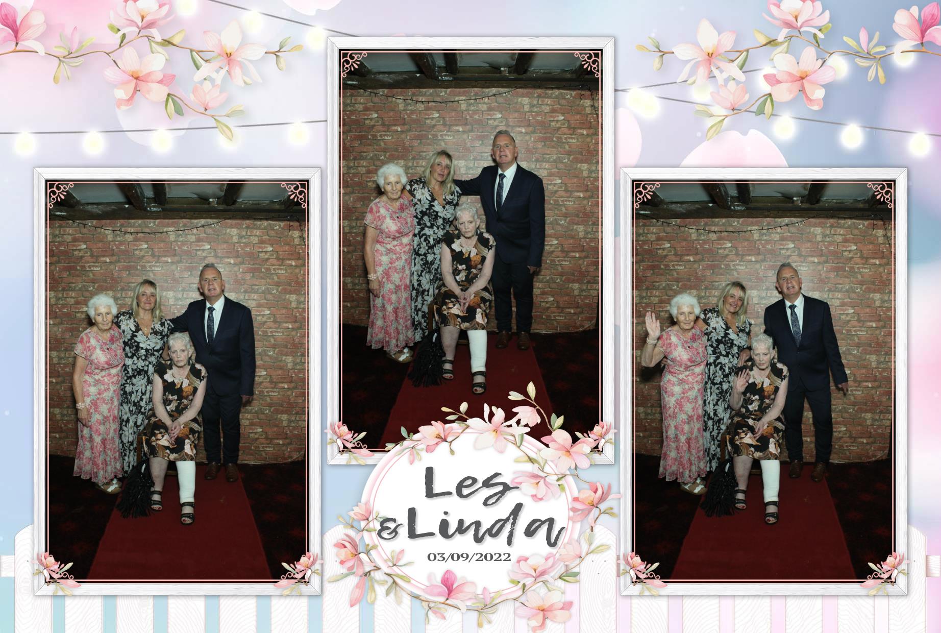 Les & Linda's Wedding  | View more photos from the event at gallery.myphotoboothexperience.co.uk/u/MyPhotoBoothExperienceLtd/Les-Lindas-Wedding