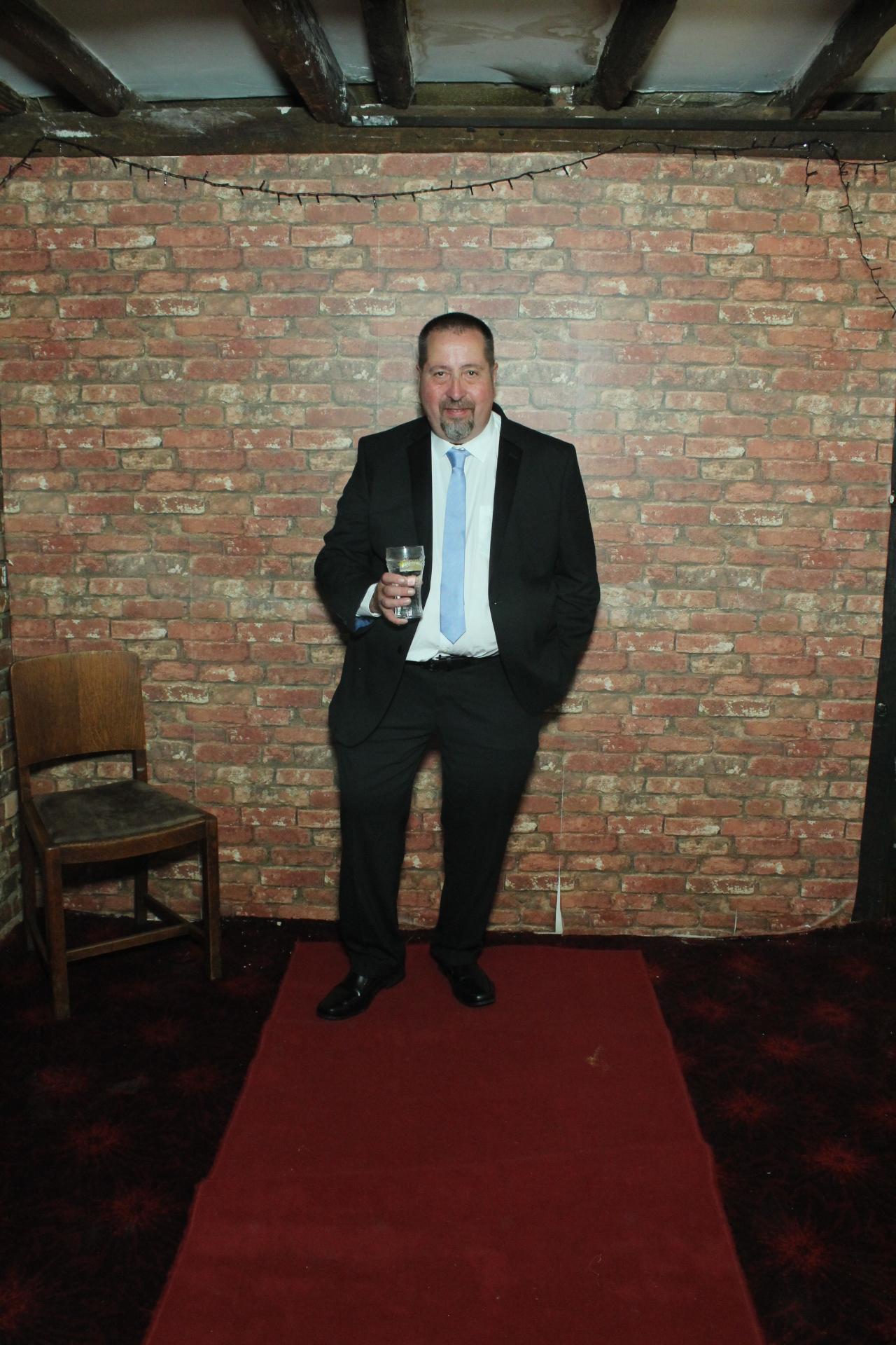 Les & Linda's Wedding  | View more photos from the event at gallery.myphotoboothexperience.co.uk/u/MyPhotoBoothExperienceLtd/Les-Lindas-Wedding