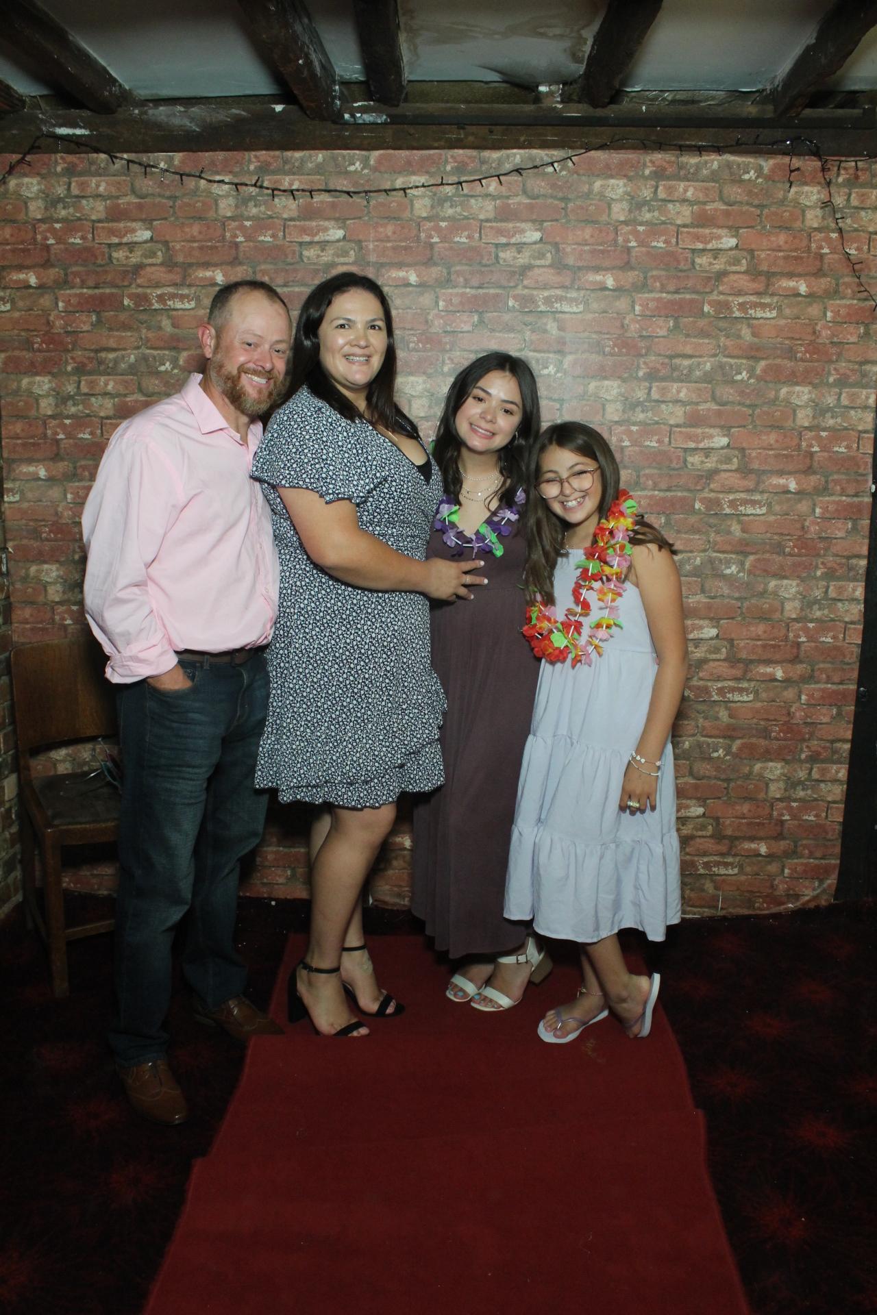 Les & Linda's Wedding  | View more photos from the event at gallery.myphotoboothexperience.co.uk/u/MyPhotoBoothExperienceLtd/Les-Lindas-Wedding