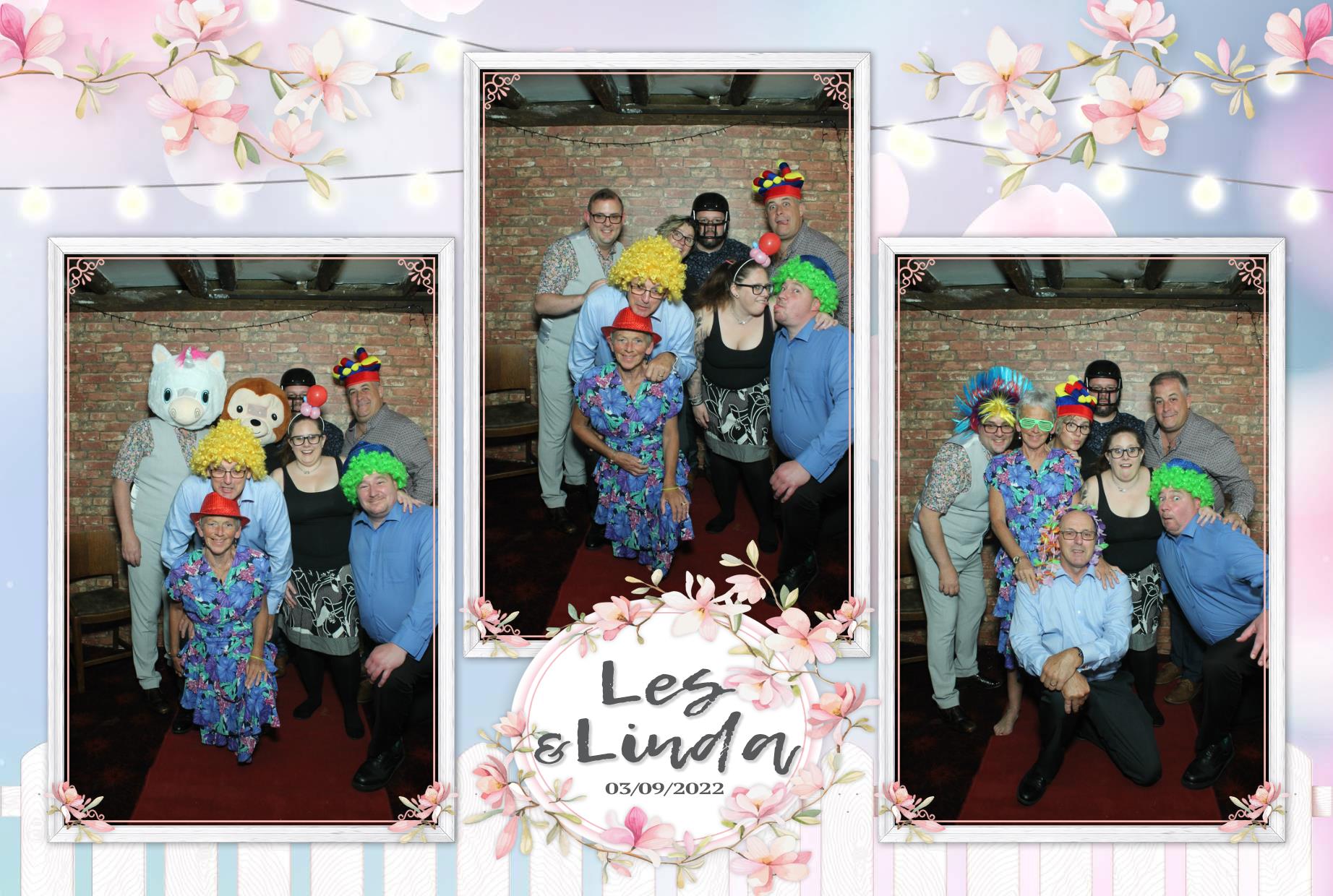 Les & Linda's Wedding  | View more photos from the event at gallery.myphotoboothexperience.co.uk/u/MyPhotoBoothExperienceLtd/Les-Lindas-Wedding