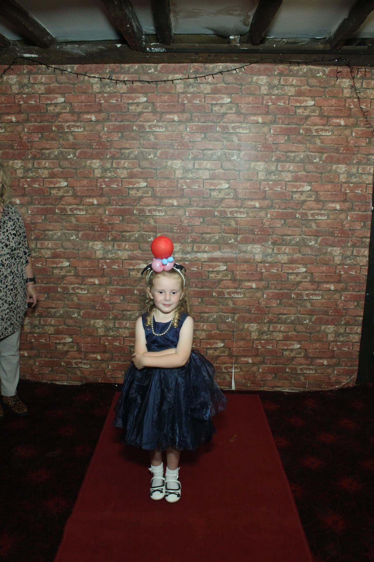 Les & Linda's Wedding  | View more photos from the event at gallery.myphotoboothexperience.co.uk/u/MyPhotoBoothExperienceLtd/Les-Lindas-Wedding