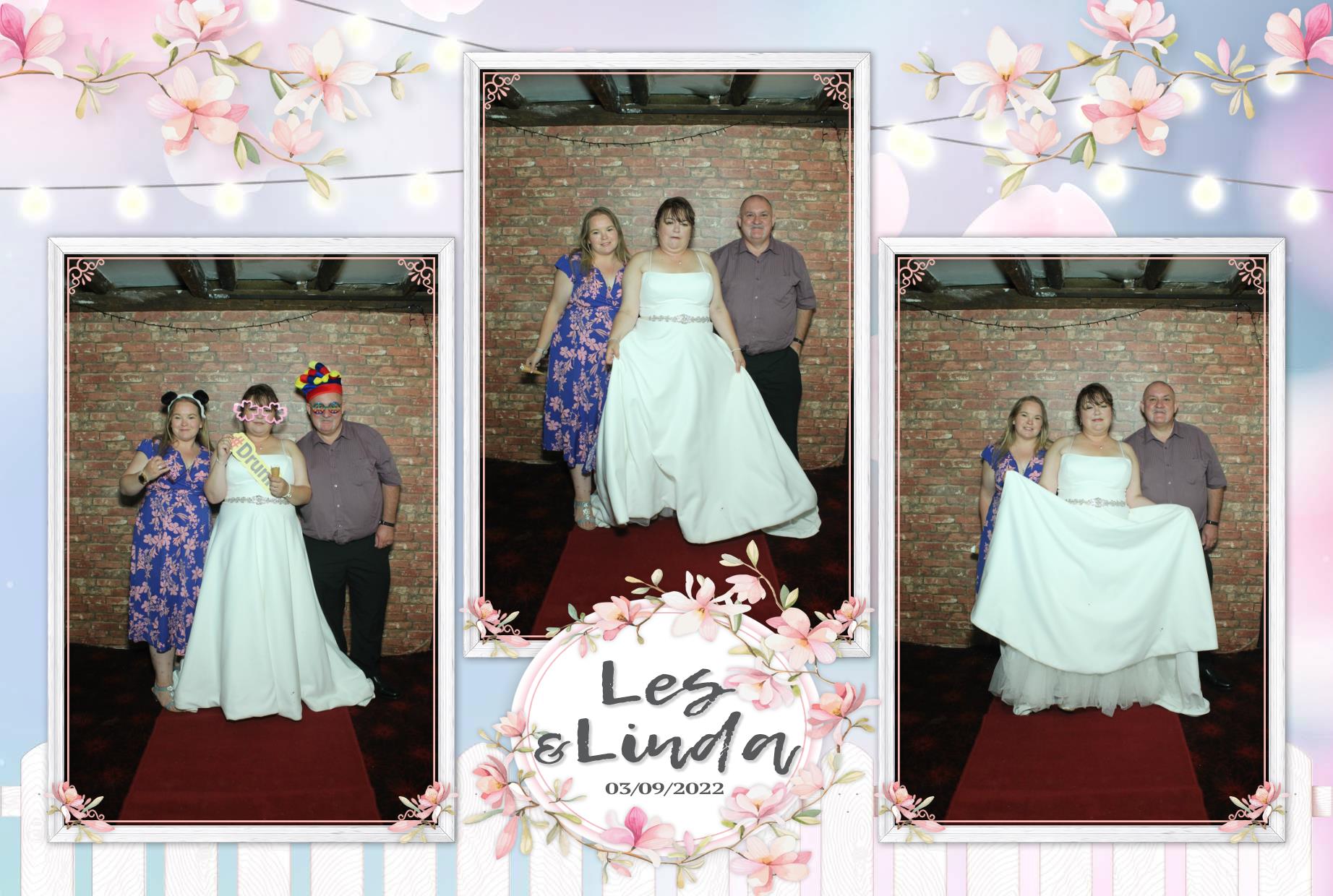 Les & Linda's Wedding  | View more photos from the event at gallery.myphotoboothexperience.co.uk/u/MyPhotoBoothExperienceLtd/Les-Lindas-Wedding