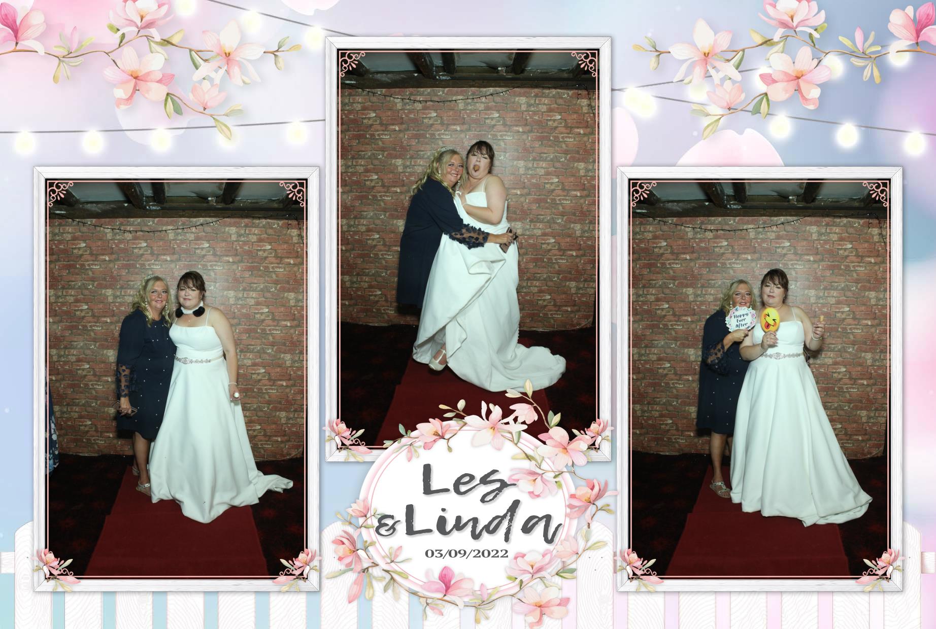 Les & Linda's Wedding  | View more photos from the event at gallery.myphotoboothexperience.co.uk/u/MyPhotoBoothExperienceLtd/Les-Lindas-Wedding