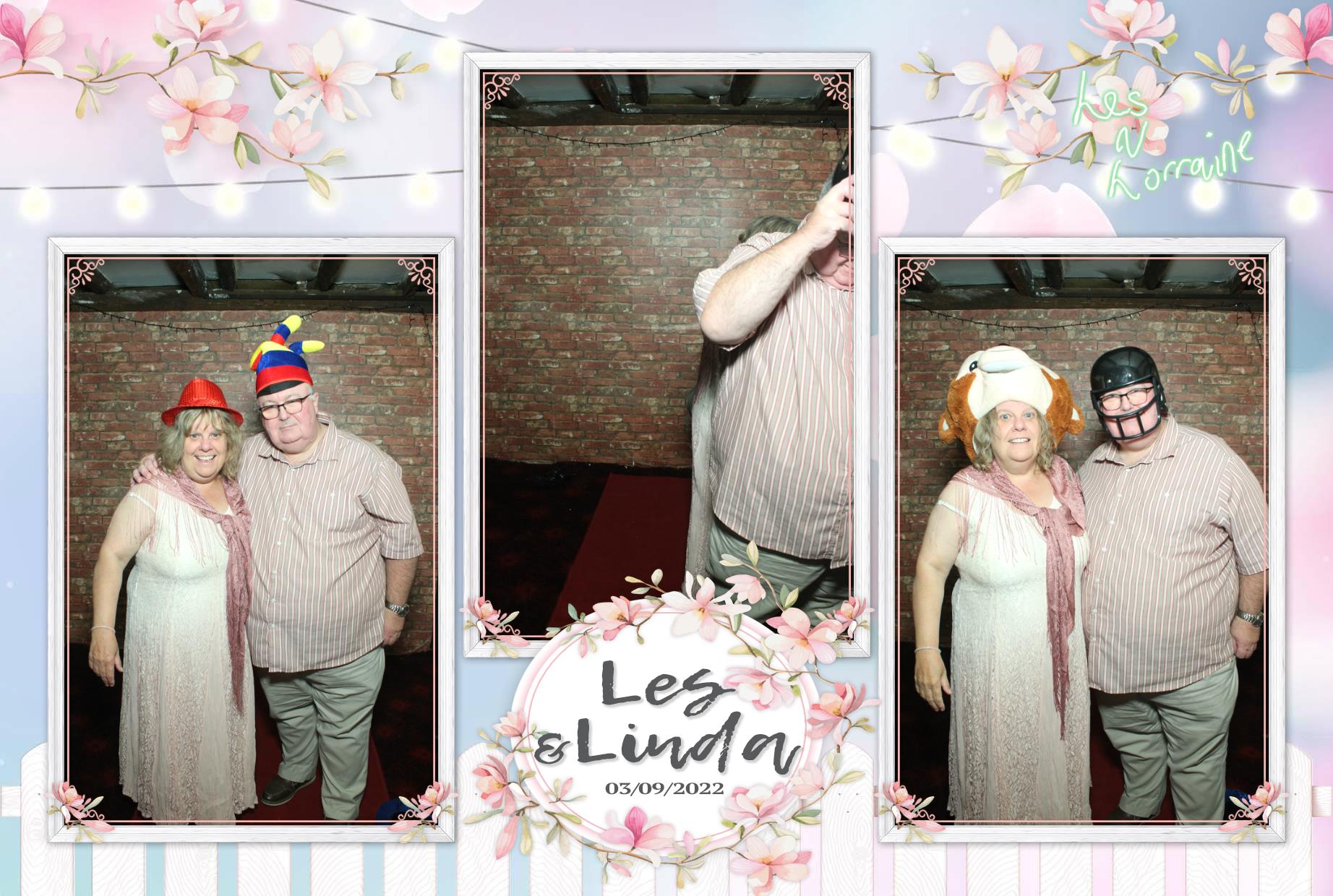 Les & Linda's Wedding  | View more photos from the event at gallery.myphotoboothexperience.co.uk/u/MyPhotoBoothExperienceLtd/Les-Lindas-Wedding