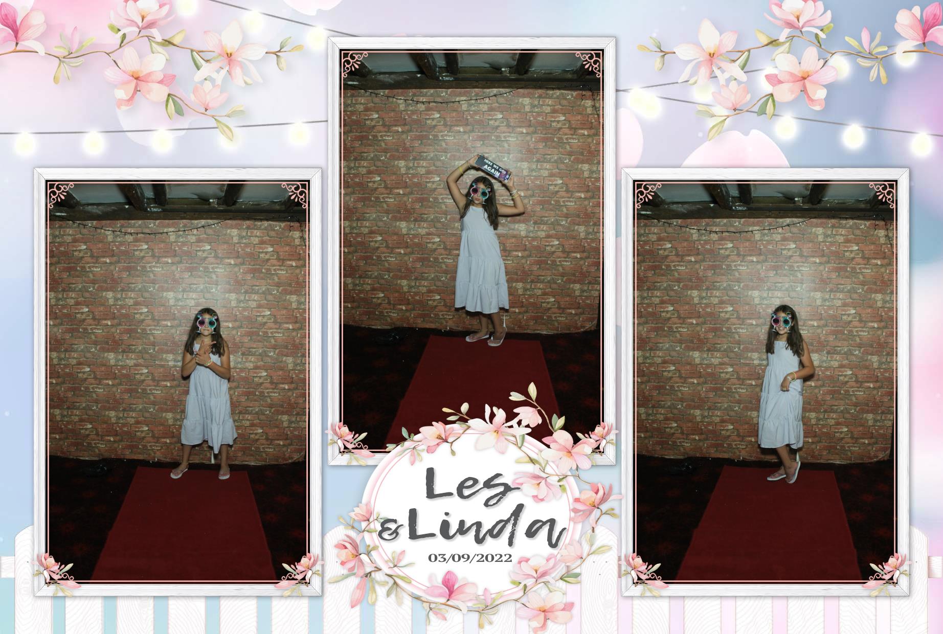 Les & Linda's Wedding  | View more photos from the event at gallery.myphotoboothexperience.co.uk/u/MyPhotoBoothExperienceLtd/Les-Lindas-Wedding