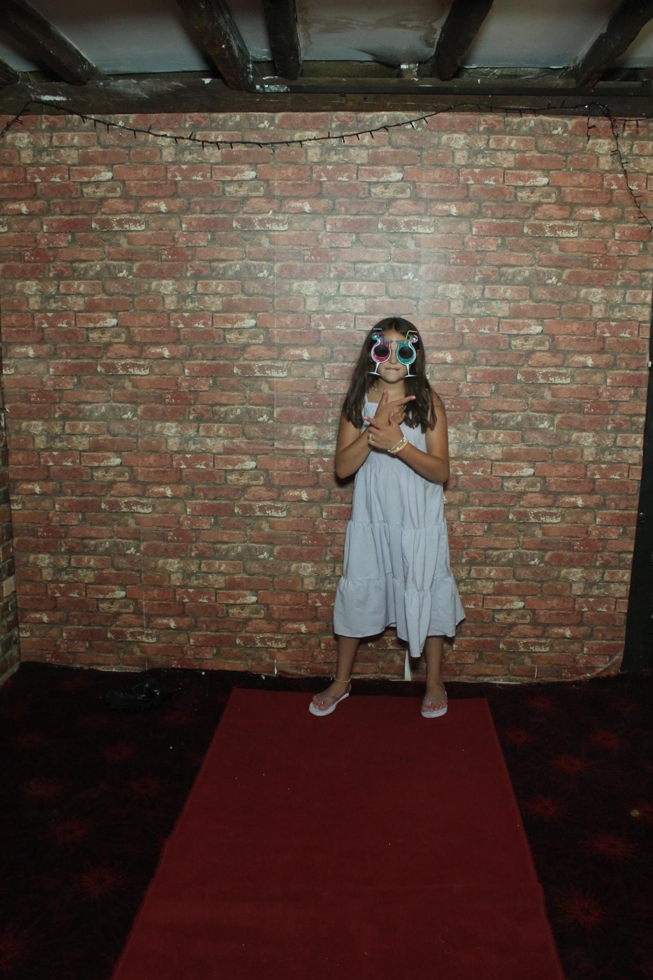 Les & Linda's Wedding  | View more photos from the event at gallery.myphotoboothexperience.co.uk/u/MyPhotoBoothExperienceLtd/Les-Lindas-Wedding