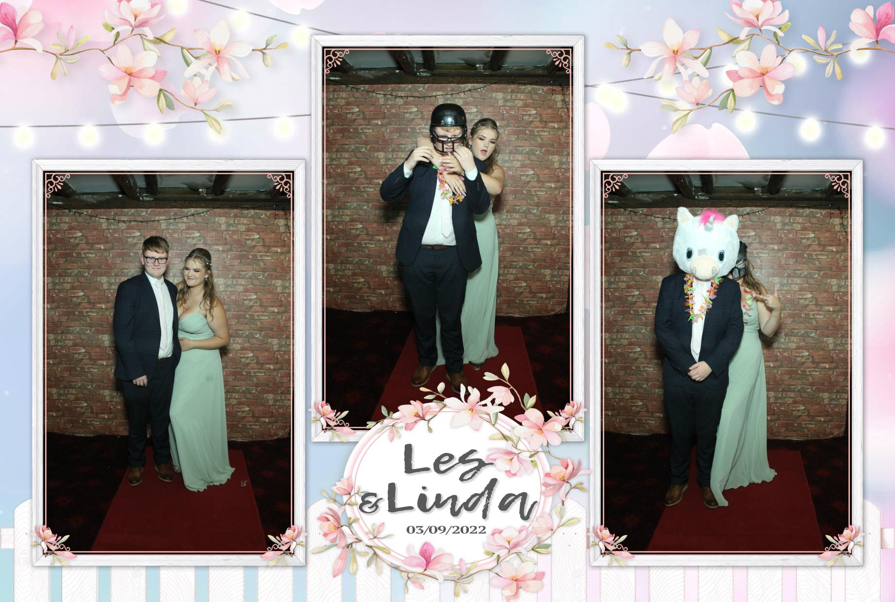 Les & Linda's Wedding  | View more photos from the event at gallery.myphotoboothexperience.co.uk/u/MyPhotoBoothExperienceLtd/Les-Lindas-Wedding