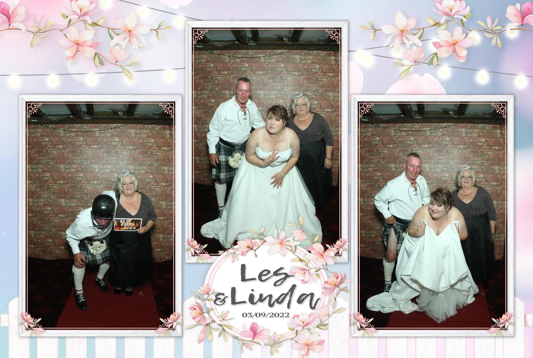 Les & Linda's Wedding  | View more photos from the event at gallery.myphotoboothexperience.co.uk/u/MyPhotoBoothExperienceLtd/Les-Lindas-Wedding