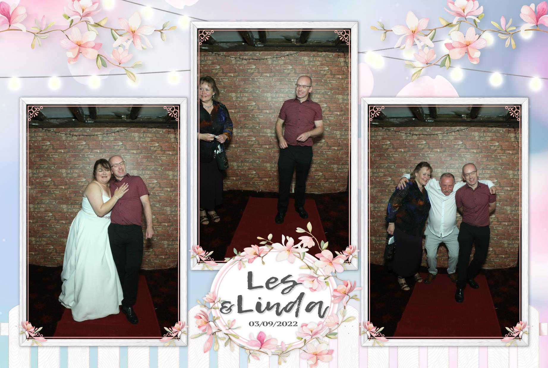 Les & Linda's Wedding  | View more photos from the event at gallery.myphotoboothexperience.co.uk/u/MyPhotoBoothExperienceLtd/Les-Lindas-Wedding