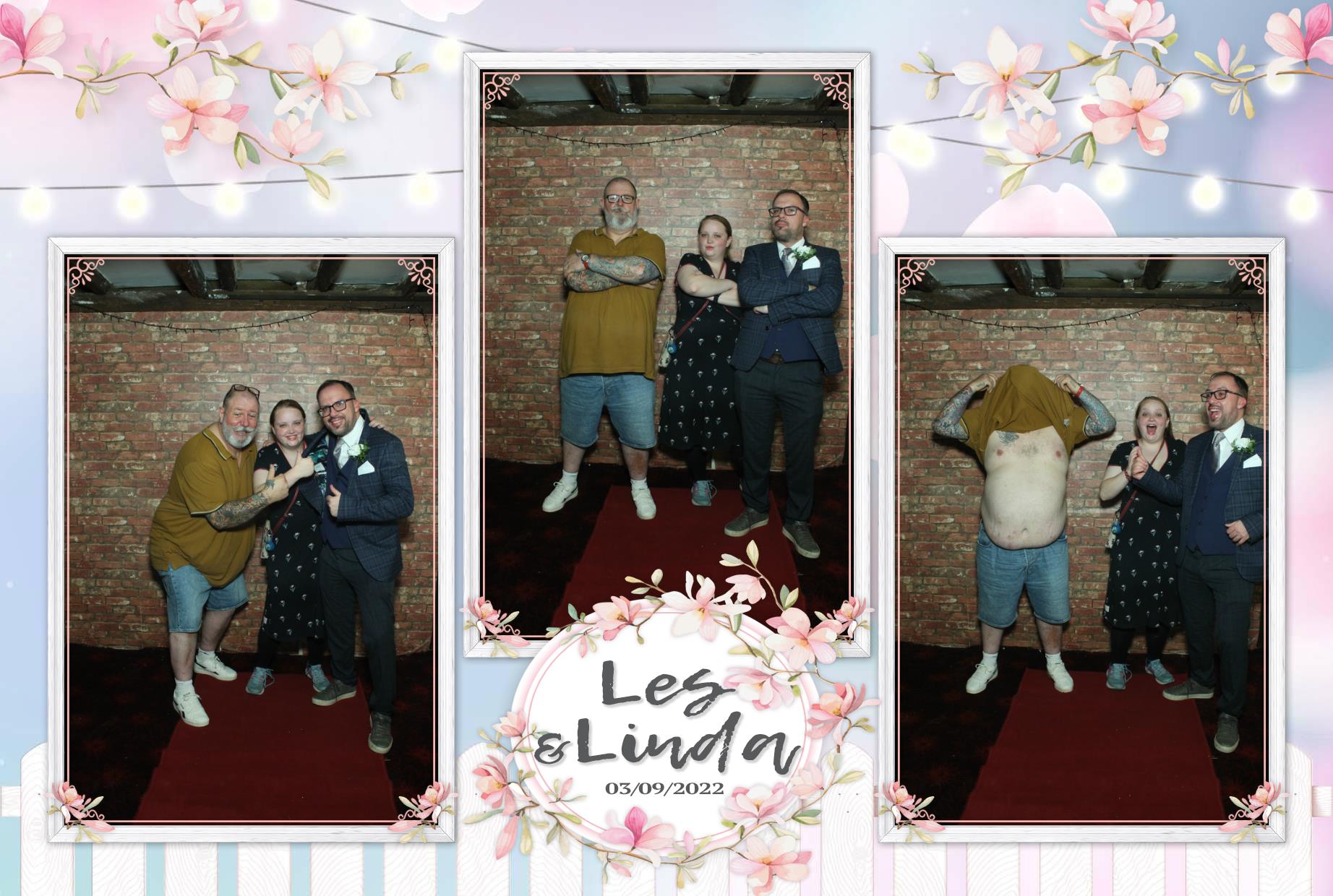 Les & Linda's Wedding  | View more photos from the event at gallery.myphotoboothexperience.co.uk/u/MyPhotoBoothExperienceLtd/Les-Lindas-Wedding