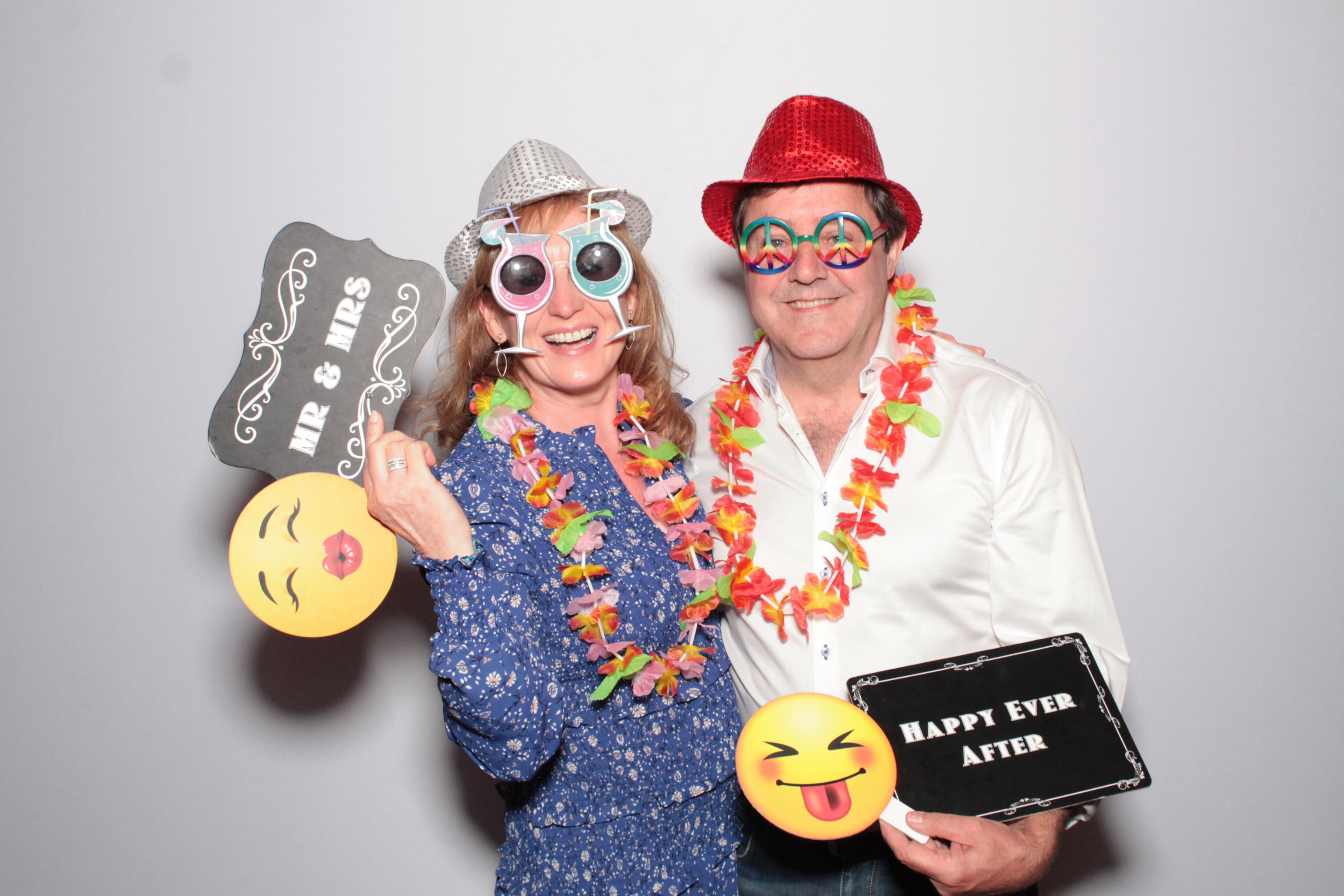 Liz & Dave's Wedding  | View more photos from the event at gallery.myphotoboothexperience.co.uk/u/MyPhotoBoothExperienceLtd/Liz-Daves-Wedding