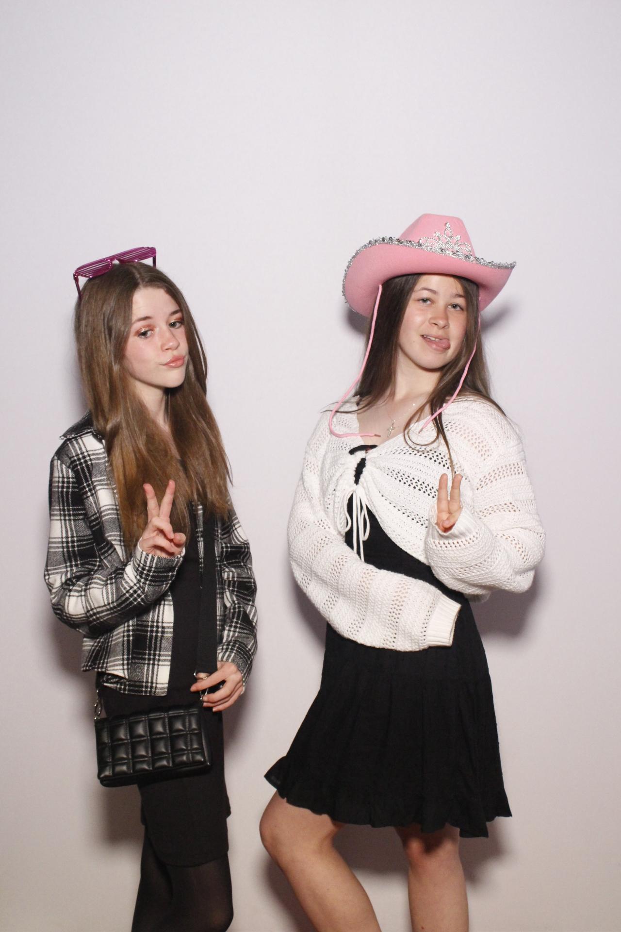 Louisa's 41st Birthday  | View more photos from the event at gallery.myphotoboothexperience.co.uk/u/MyPhotoBoothExperienceLtd/Louisas-41st-Birthday