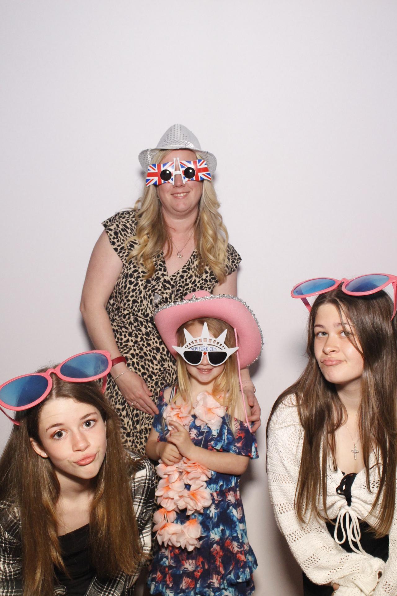 Louisa's 41st Birthday  | View more photos from the event at gallery.myphotoboothexperience.co.uk/u/MyPhotoBoothExperienceLtd/Louisas-41st-Birthday
