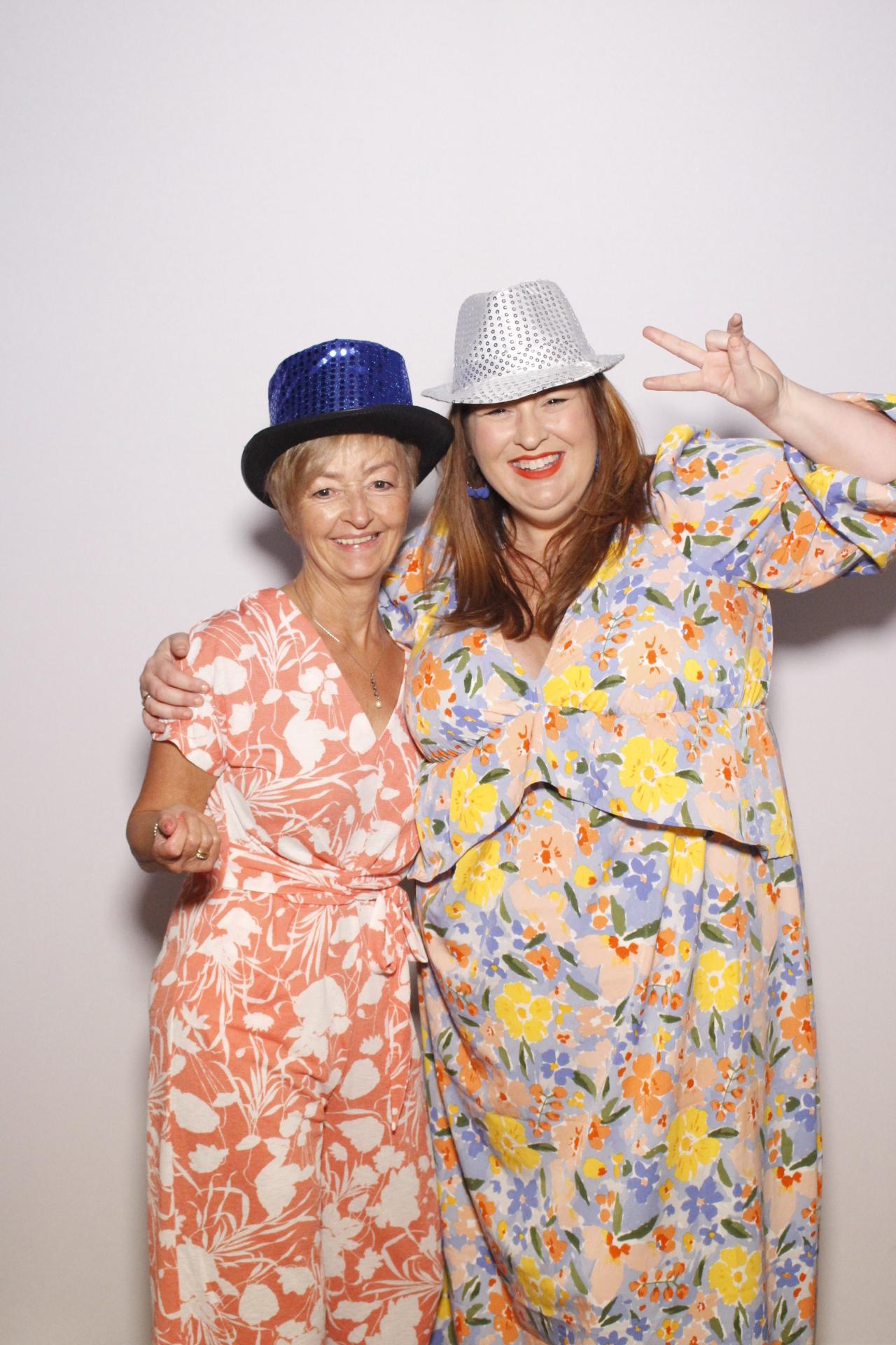 Louisa's 41st Birthday  | View more photos from the event at gallery.myphotoboothexperience.co.uk/u/MyPhotoBoothExperienceLtd/Louisas-41st-Birthday