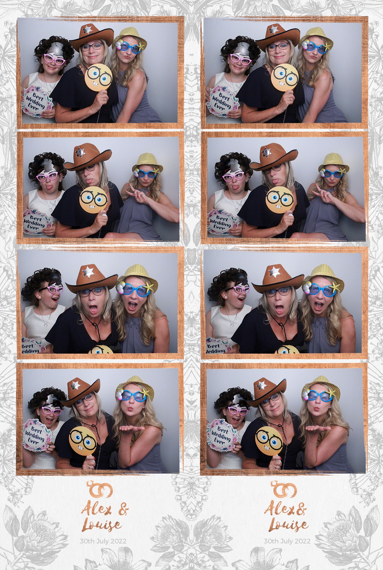 Louise & Alex | View more photos from the event at gallery.myphotoboothexperience.co.uk/u/MyPhotoBoothExperienceLtd/Louise-Alex