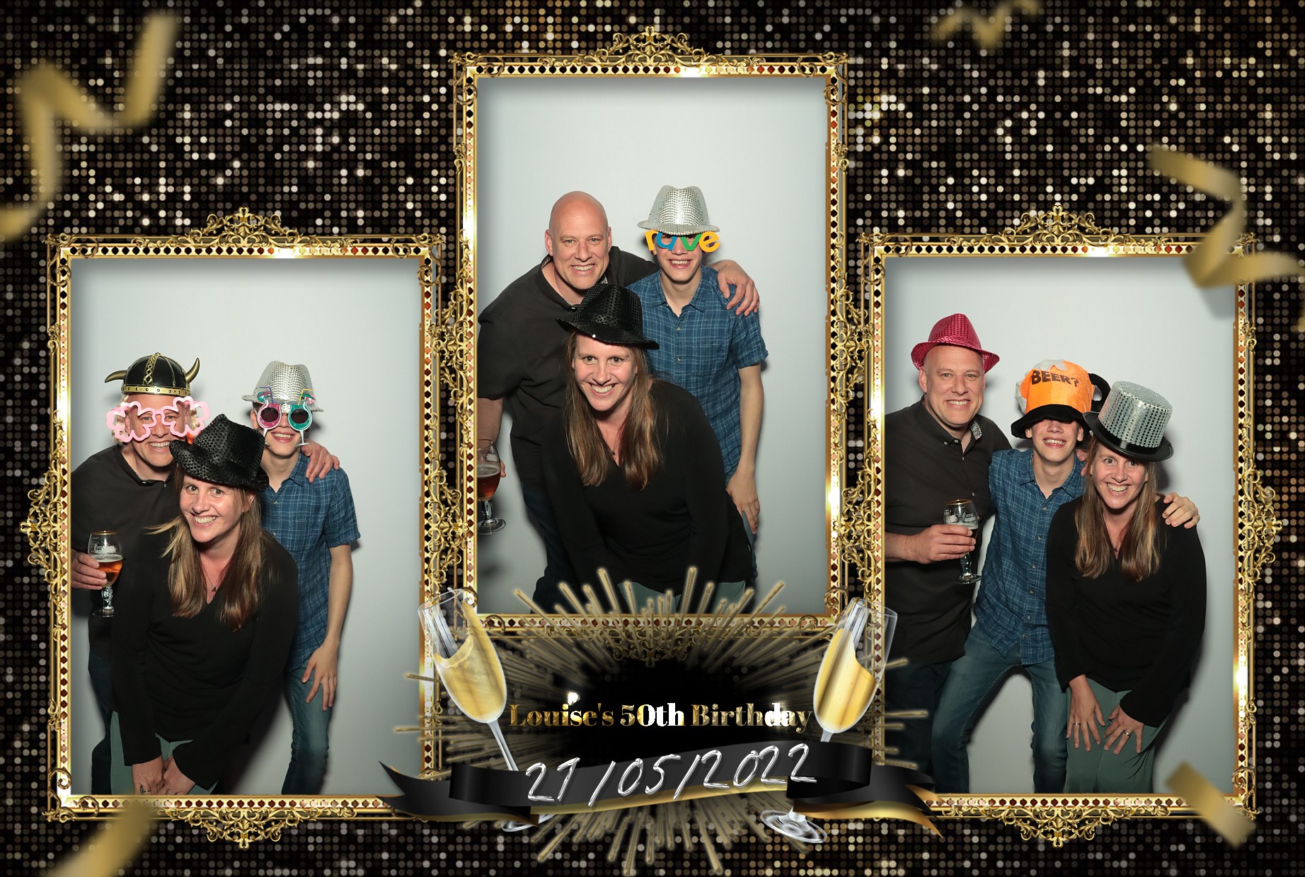 Louise's 50th Birthday | View more photos from the event at gallery.myphotoboothexperience.co.uk/u/MyPhotoBoothExperienceLtd/Louises-50th-Birthday