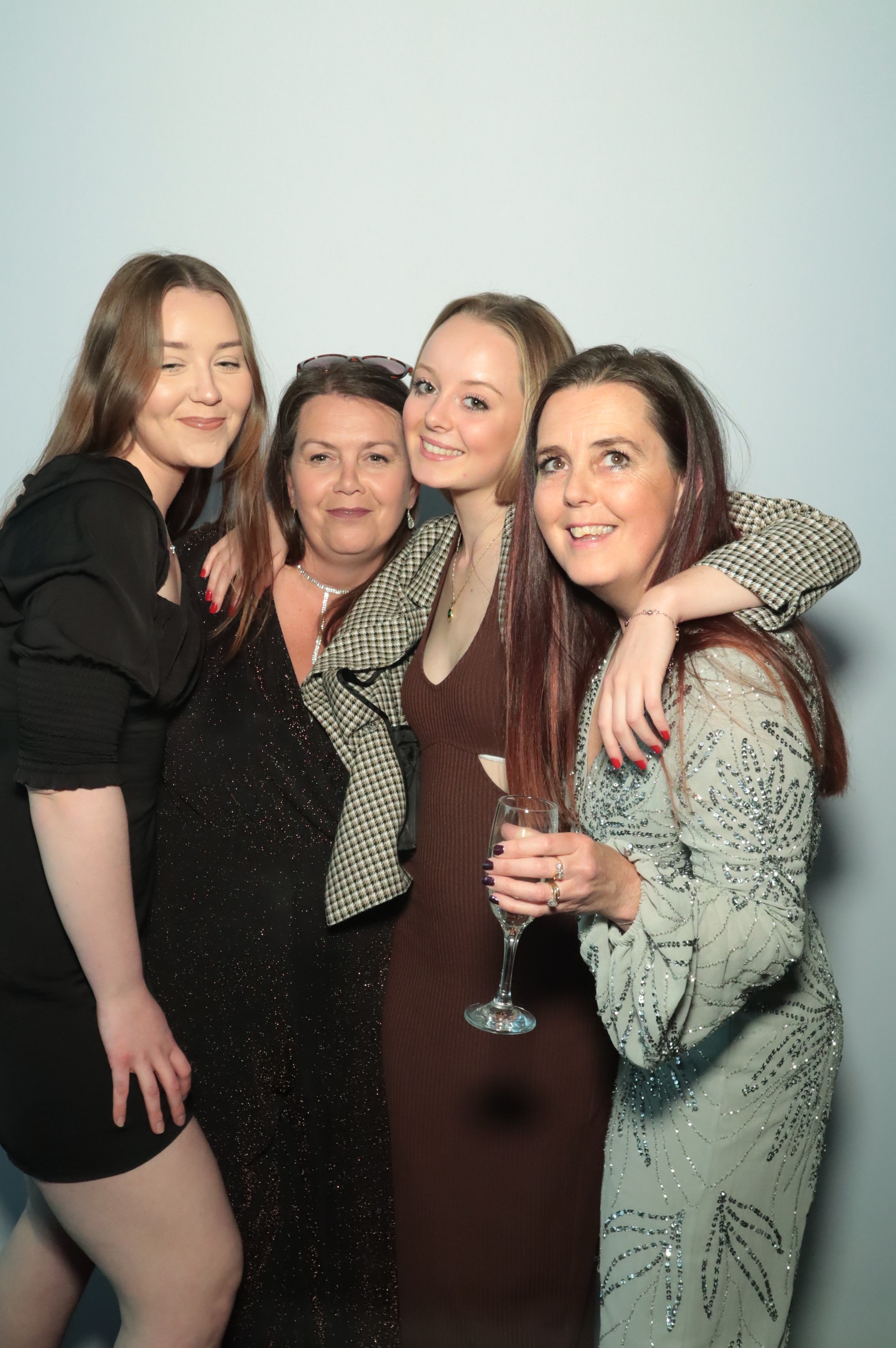 Louise's 50th Birthday | View more photos from the event at gallery.myphotoboothexperience.co.uk/u/MyPhotoBoothExperienceLtd/Louises-50th-Birthday