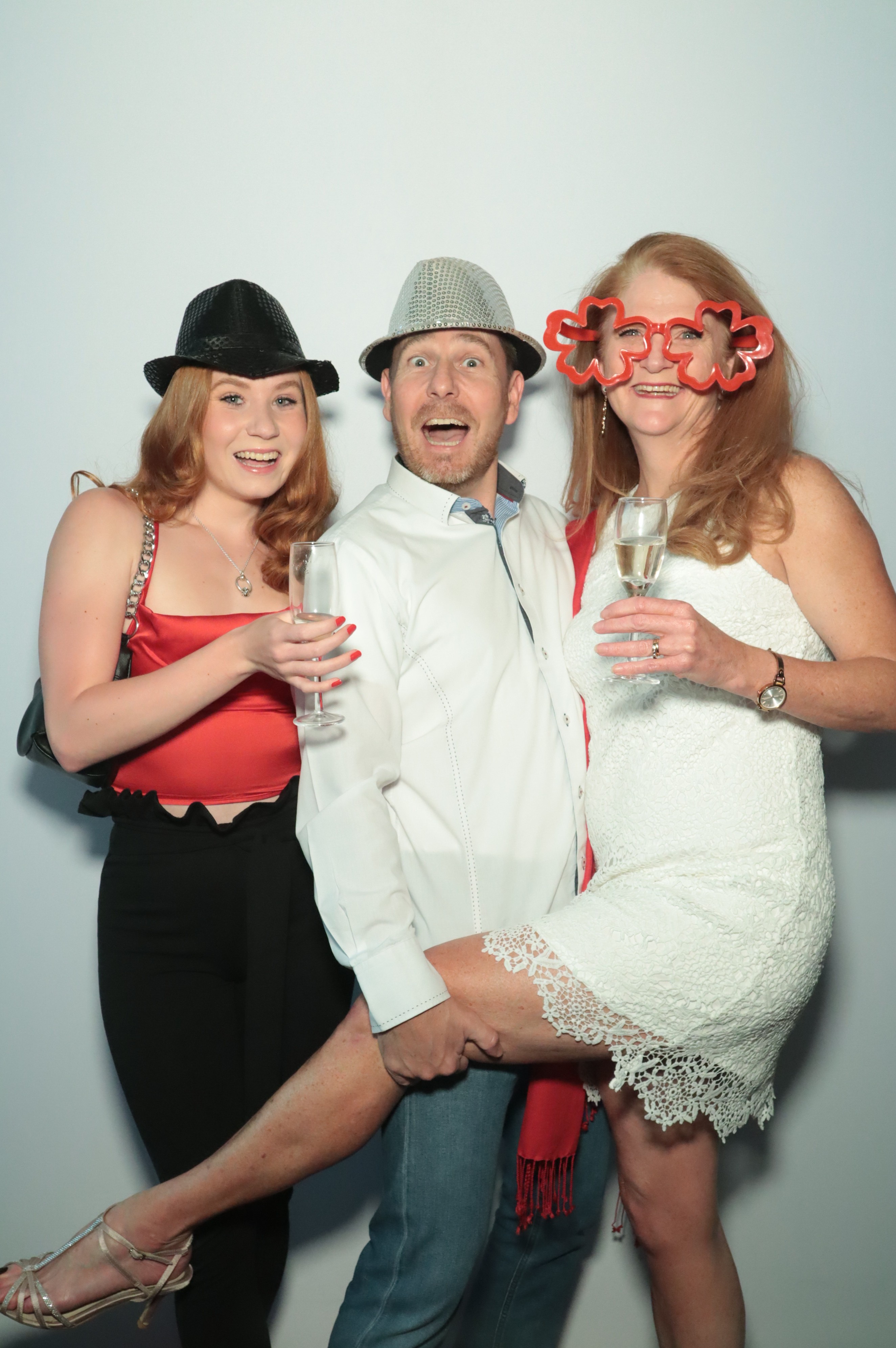 Louise's 50th Birthday | View more photos from the event at gallery.myphotoboothexperience.co.uk/u/MyPhotoBoothExperienceLtd/Louises-50th-Birthday
