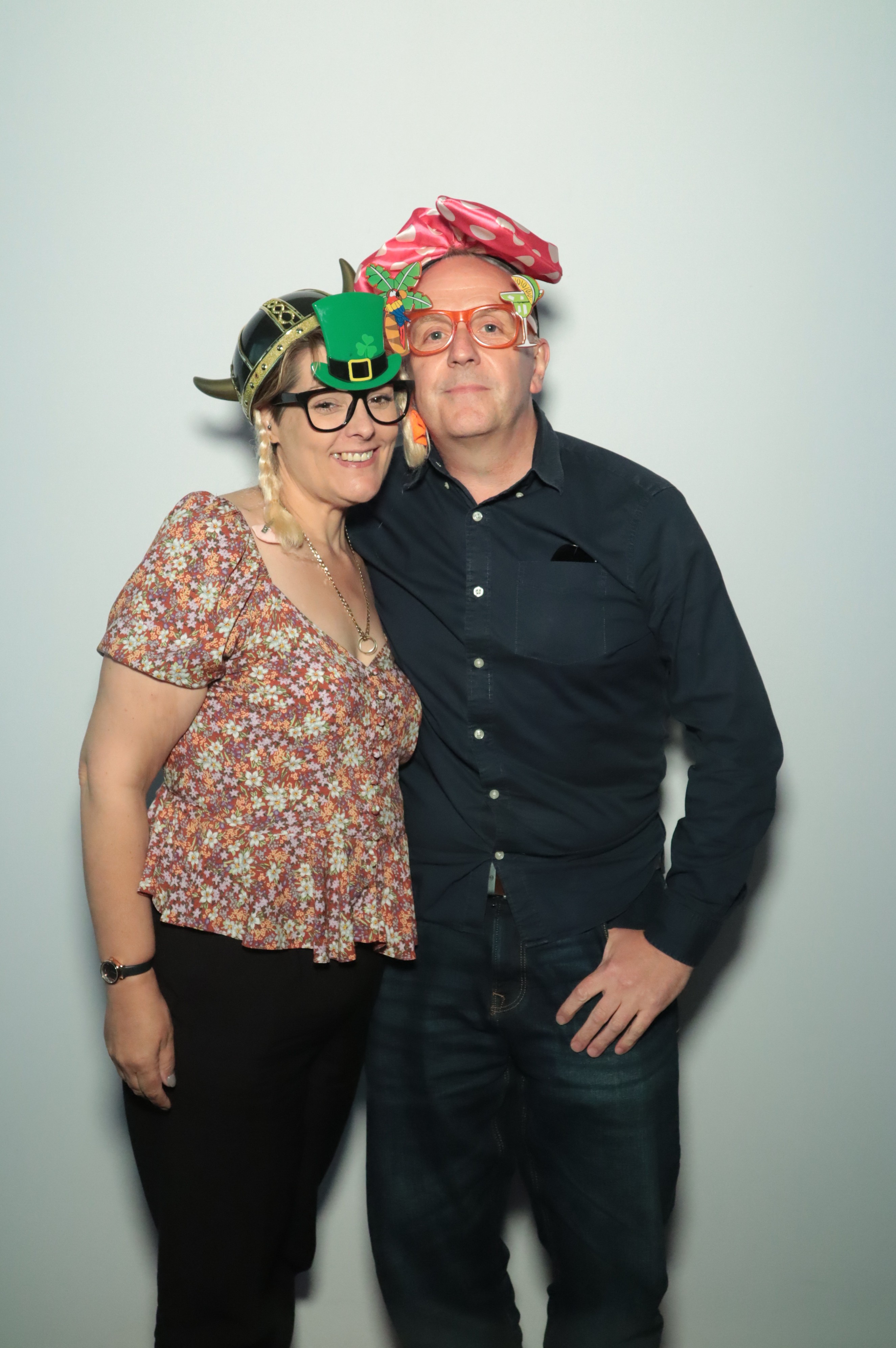 Louise's 50th Birthday | View more photos from the event at gallery.myphotoboothexperience.co.uk/u/MyPhotoBoothExperienceLtd/Louises-50th-Birthday