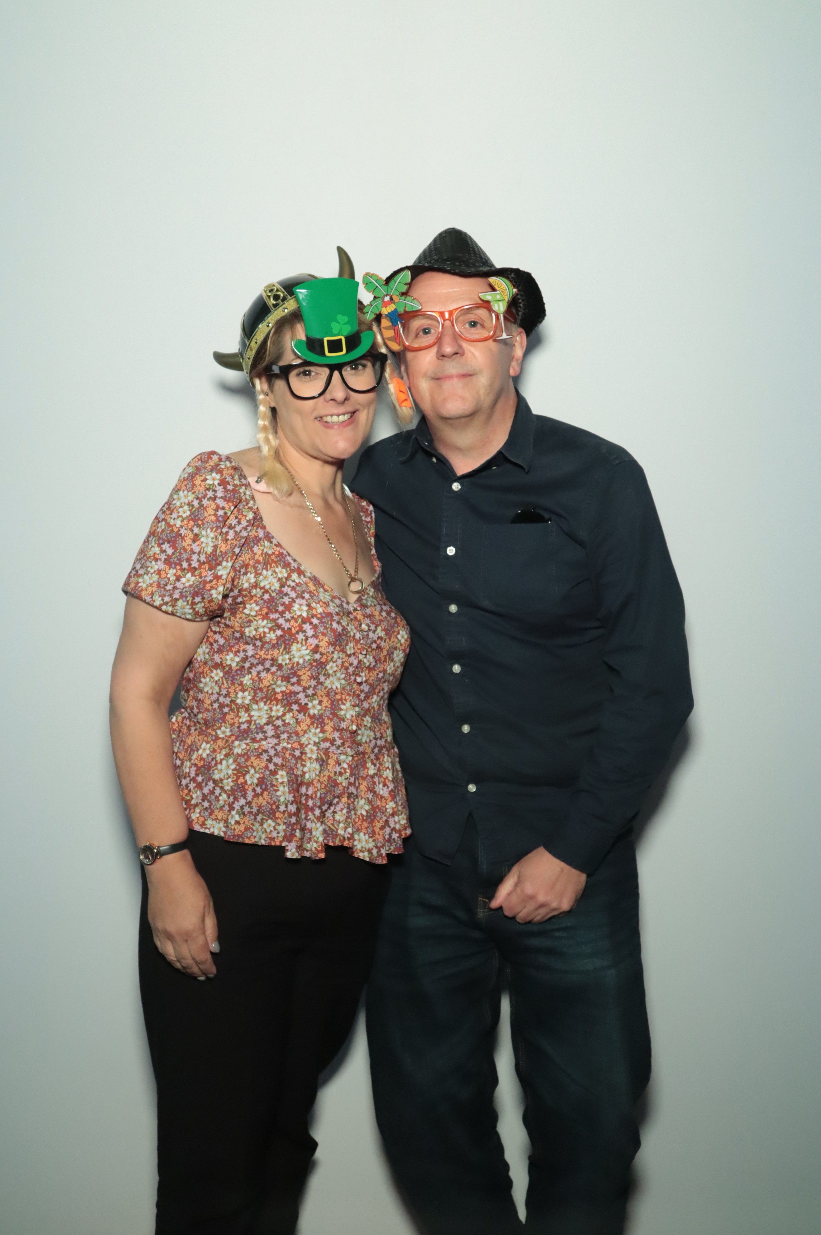 Louise's 50th Birthday | View more photos from the event at gallery.myphotoboothexperience.co.uk/u/MyPhotoBoothExperienceLtd/Louises-50th-Birthday
