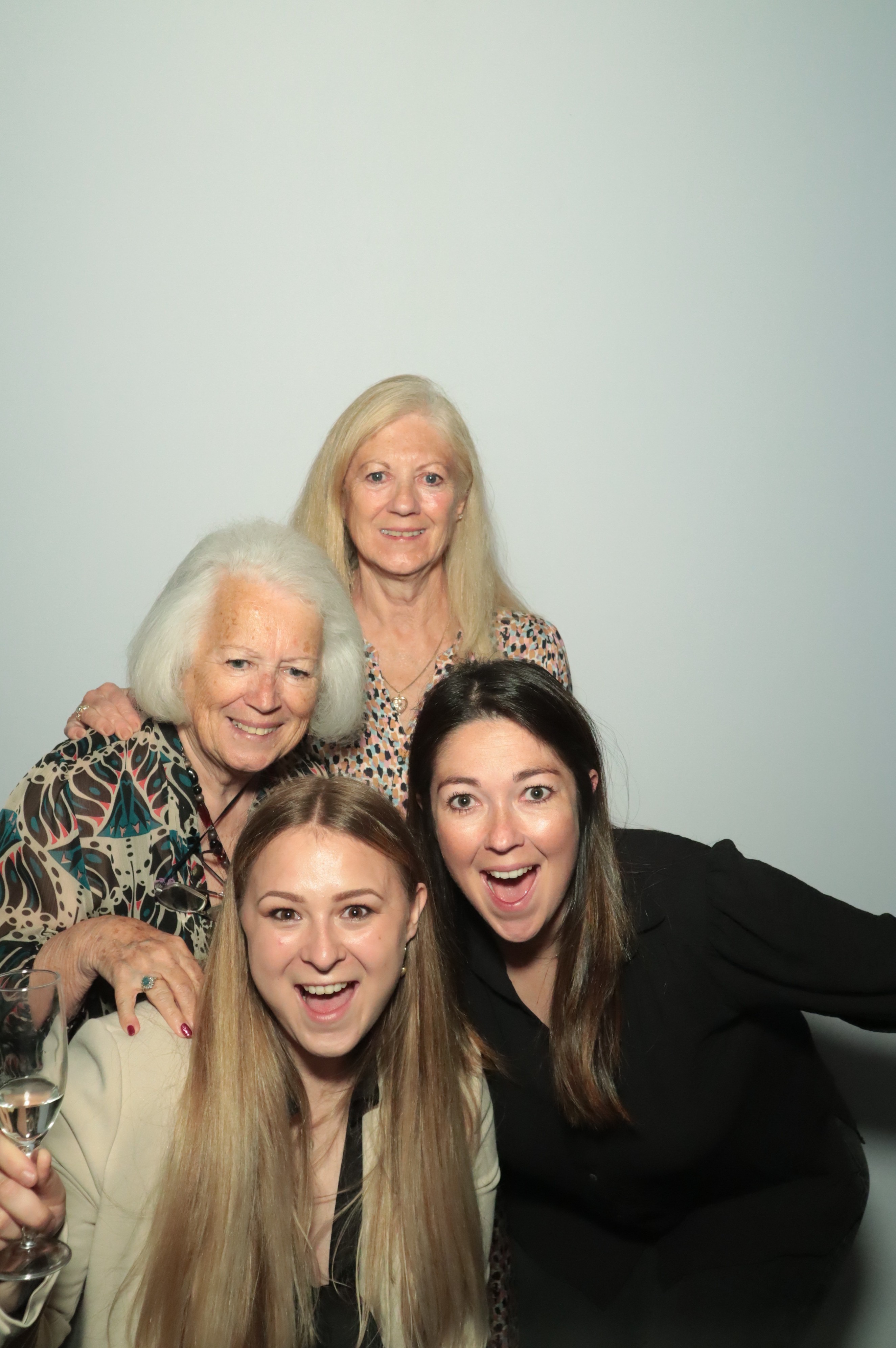Louise's 50th Birthday | View more photos from the event at gallery.myphotoboothexperience.co.uk/u/MyPhotoBoothExperienceLtd/Louises-50th-Birthday