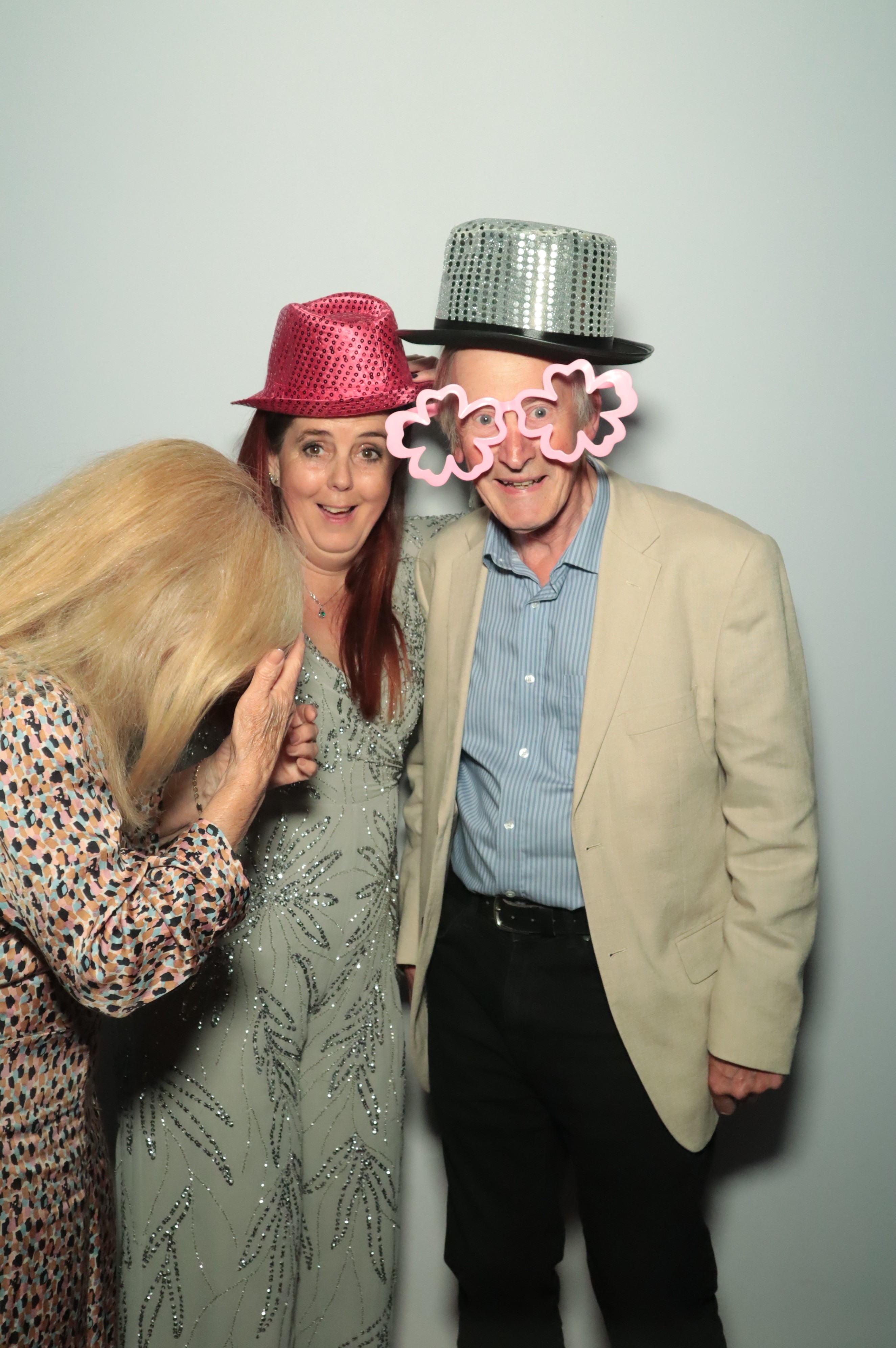 Louise's 50th Birthday | View more photos from the event at gallery.myphotoboothexperience.co.uk/u/MyPhotoBoothExperienceLtd/Louises-50th-Birthday