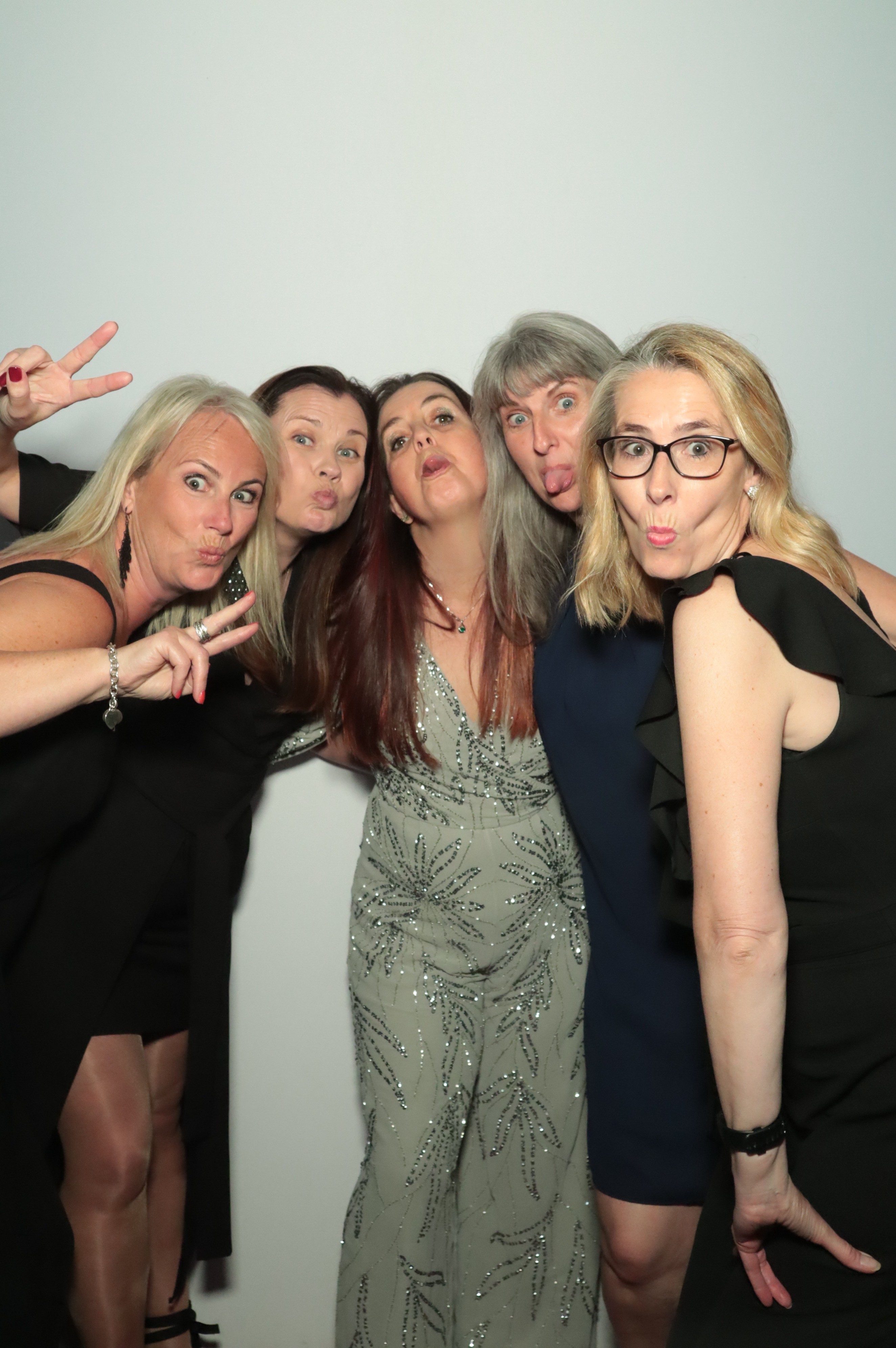 Louise's 50th Birthday | View more photos from the event at gallery.myphotoboothexperience.co.uk/u/MyPhotoBoothExperienceLtd/Louises-50th-Birthday