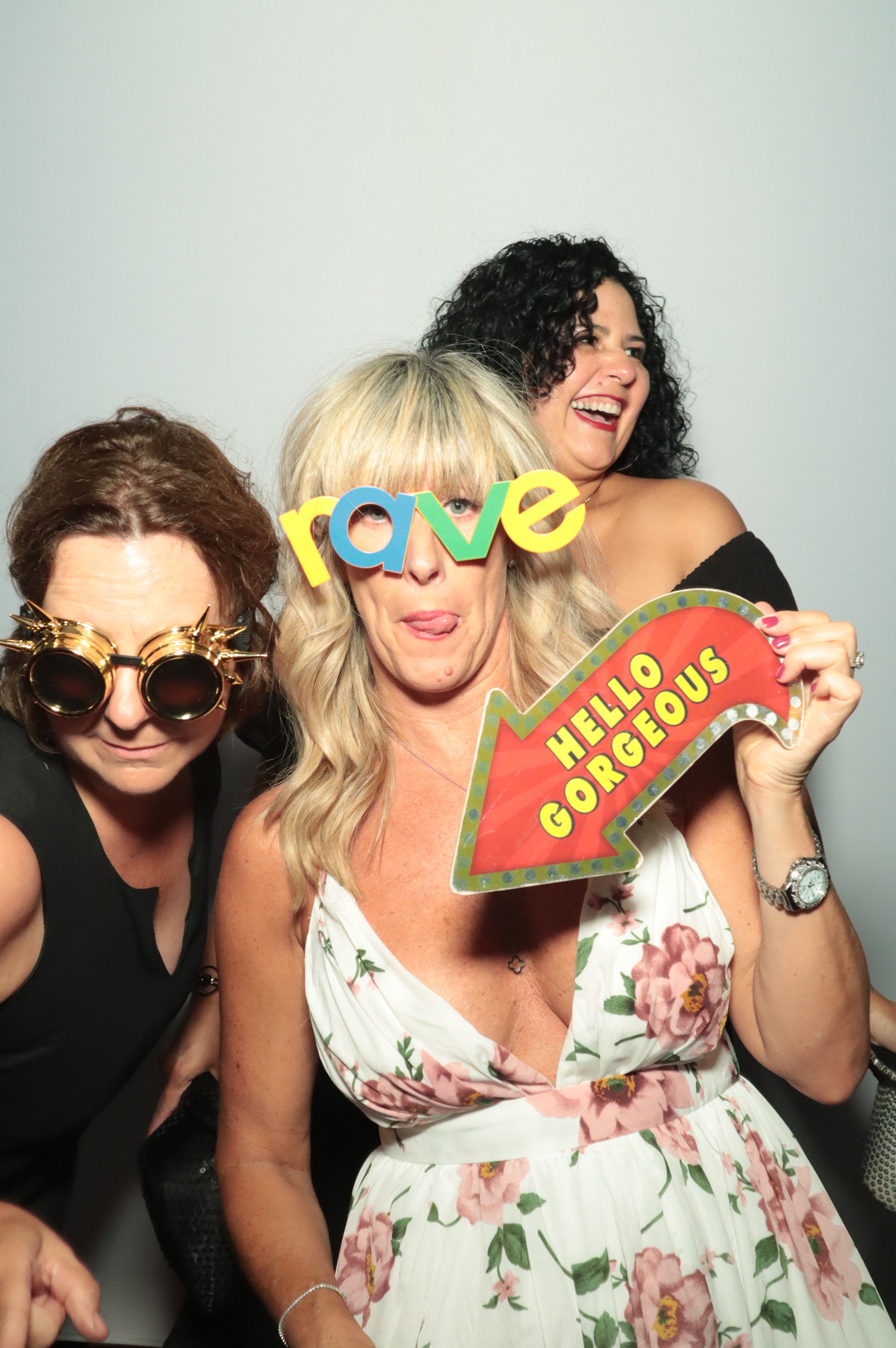 Louise's 50th Birthday | View more photos from the event at gallery.myphotoboothexperience.co.uk/u/MyPhotoBoothExperienceLtd/Louises-50th-Birthday