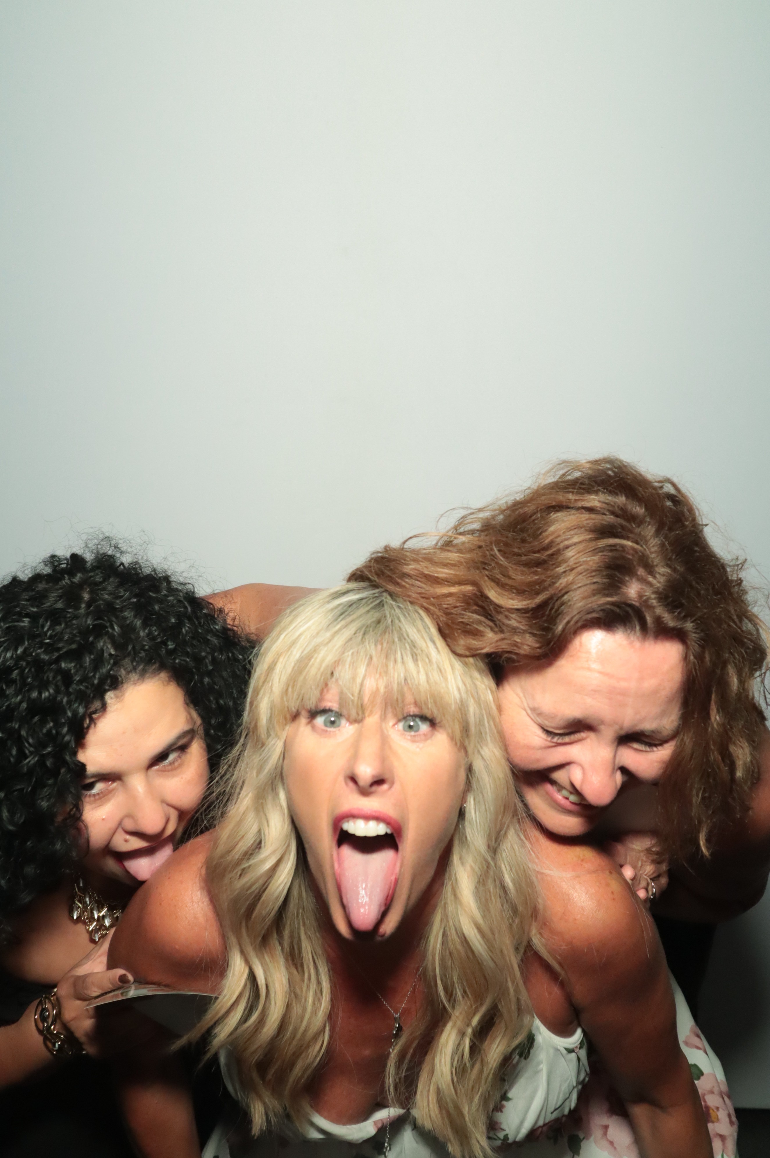 Louise's 50th Birthday | View more photos from the event at gallery.myphotoboothexperience.co.uk/u/MyPhotoBoothExperienceLtd/Louises-50th-Birthday