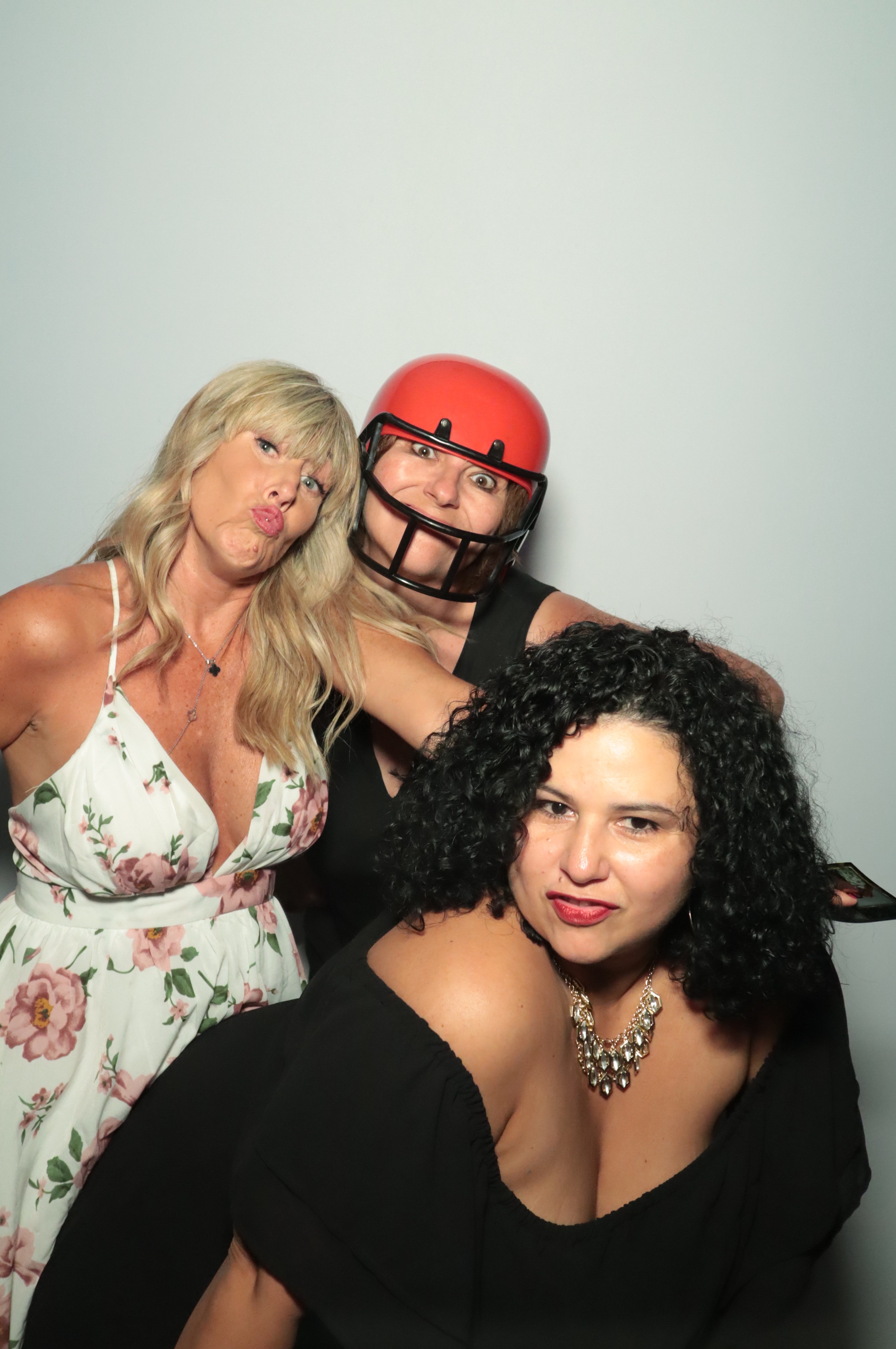 Louise's 50th Birthday | View more photos from the event at gallery.myphotoboothexperience.co.uk/u/MyPhotoBoothExperienceLtd/Louises-50th-Birthday