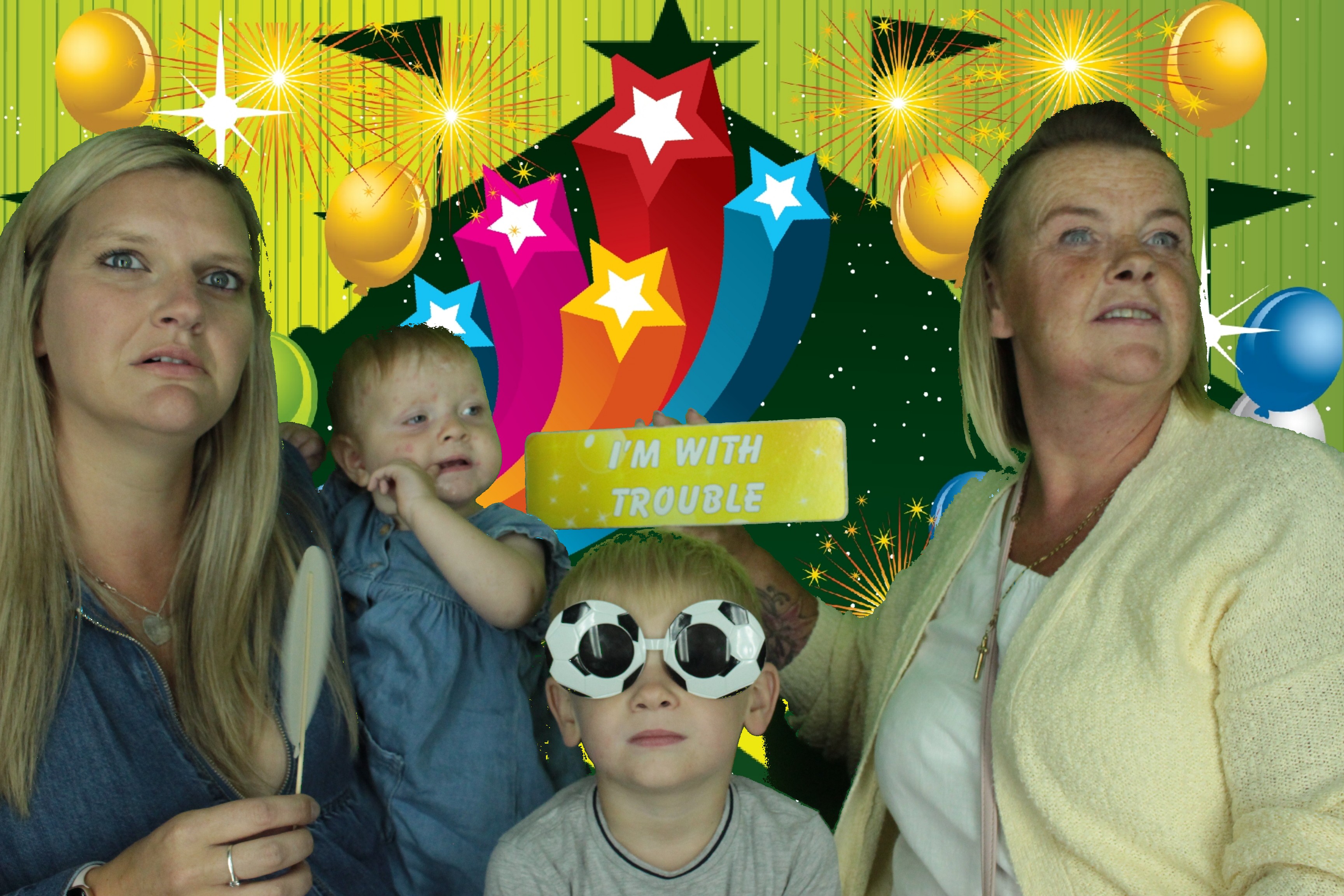 Louise's Birthday  | View more photos from the event at gallery.myphotoboothexperience.co.uk/u/MyPhotoBoothExperienceLtd/Louises-Birthday