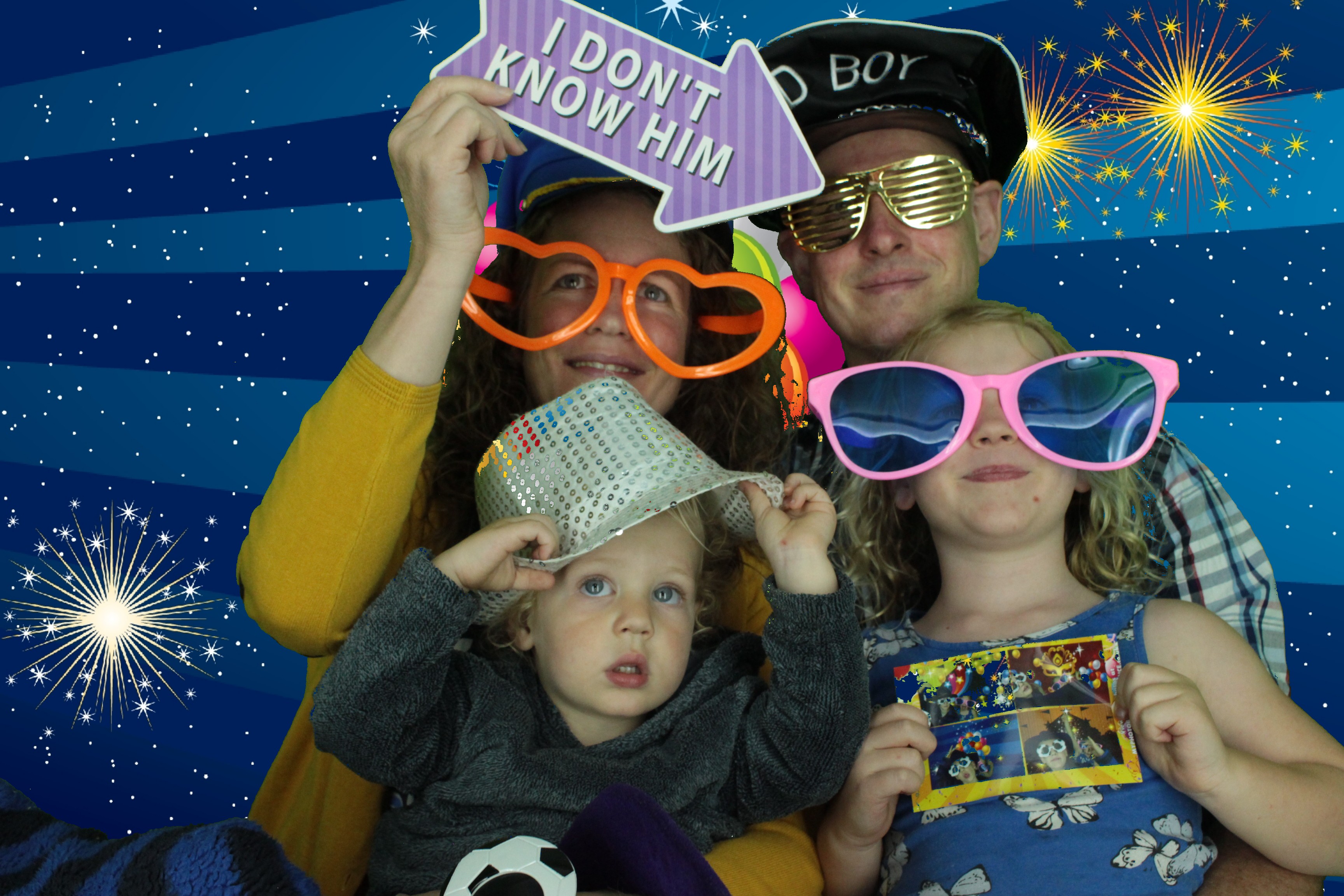 Louise's Birthday  | View more photos from the event at gallery.myphotoboothexperience.co.uk/u/MyPhotoBoothExperienceLtd/Louises-Birthday