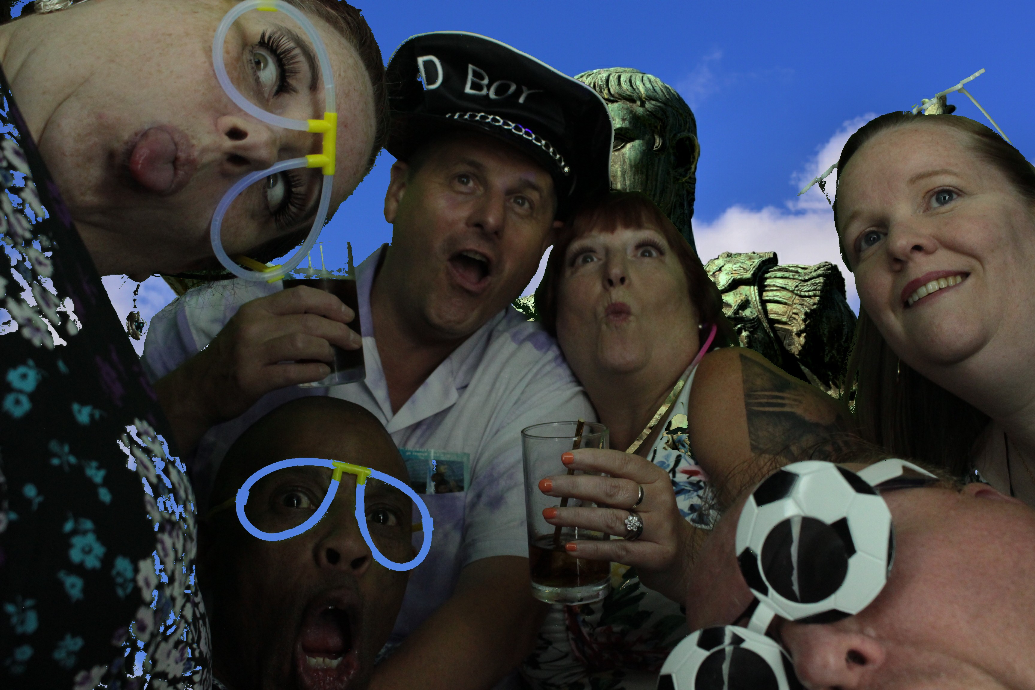 Louise's Birthday  | View more photos from the event at gallery.myphotoboothexperience.co.uk/u/MyPhotoBoothExperienceLtd/Louises-Birthday