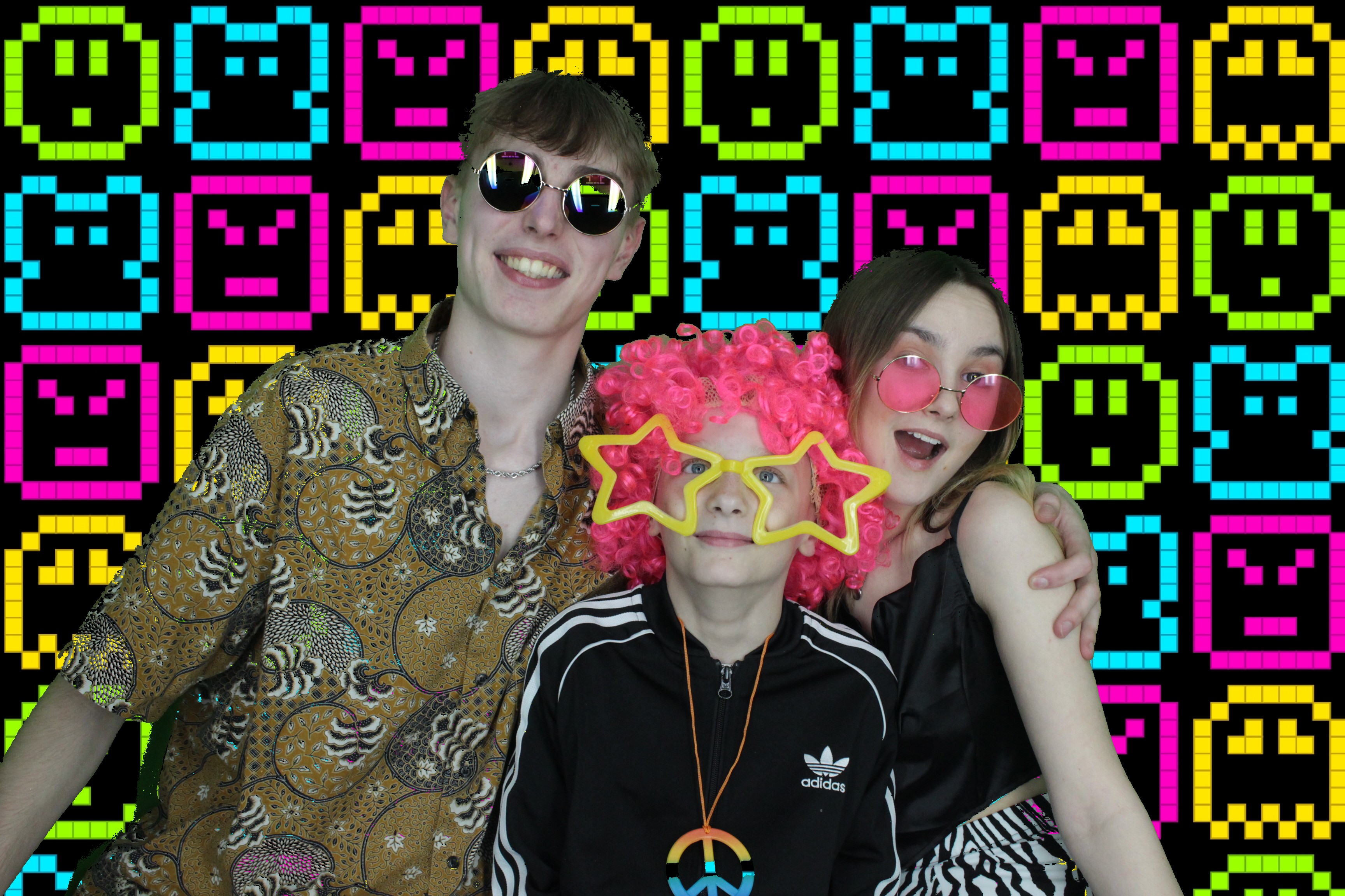 Marie's 60th Birthday  | View more photos from the event at gallery.myphotoboothexperience.co.uk/u/MyPhotoBoothExperienceLtd/Maries-60th-Birthday