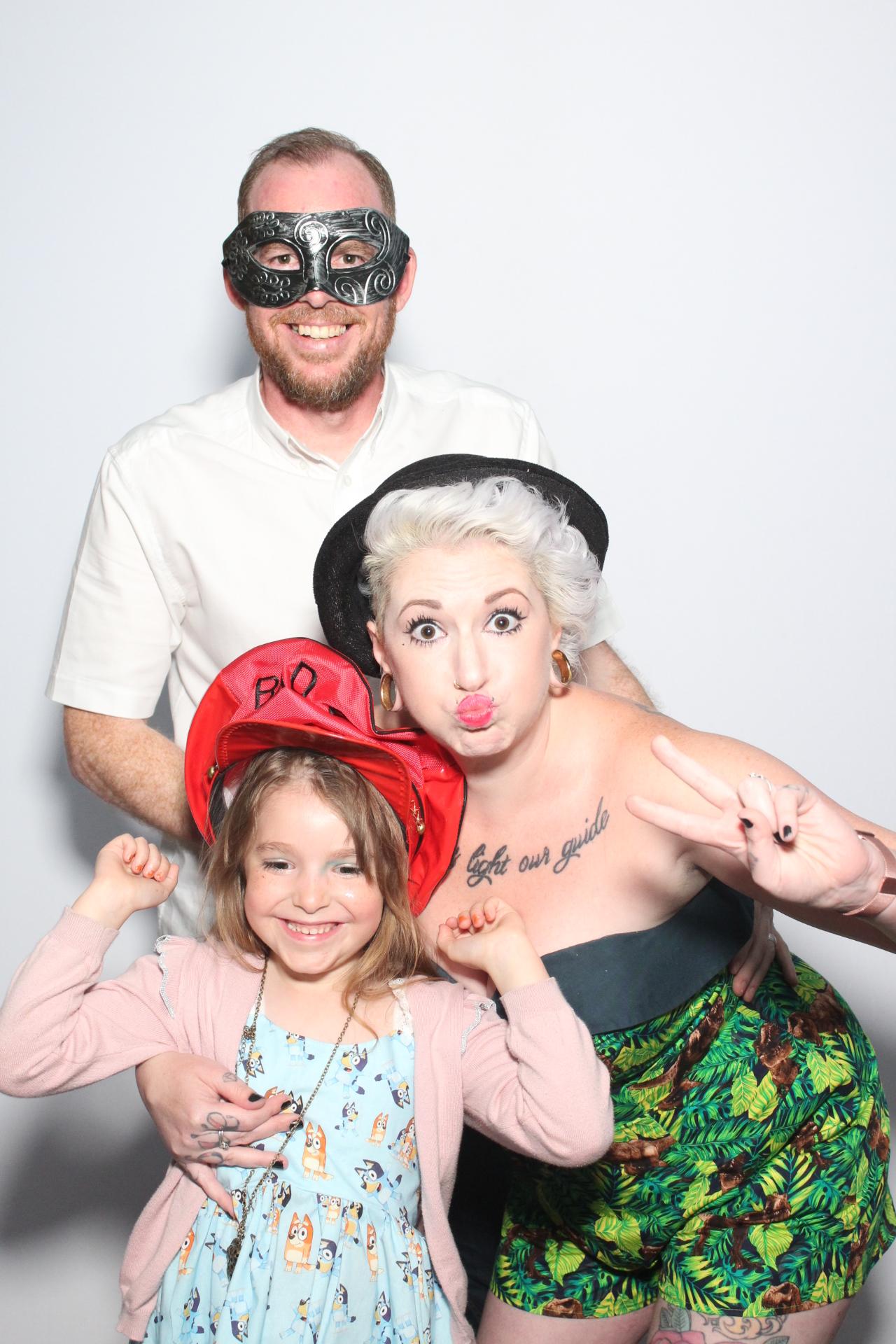 Mr and Mrs Allard  | View more photos from the event at gallery.myphotoboothexperience.co.uk/u/MyPhotoBoothExperienceLtd/Mr-and-Mrs-Allard