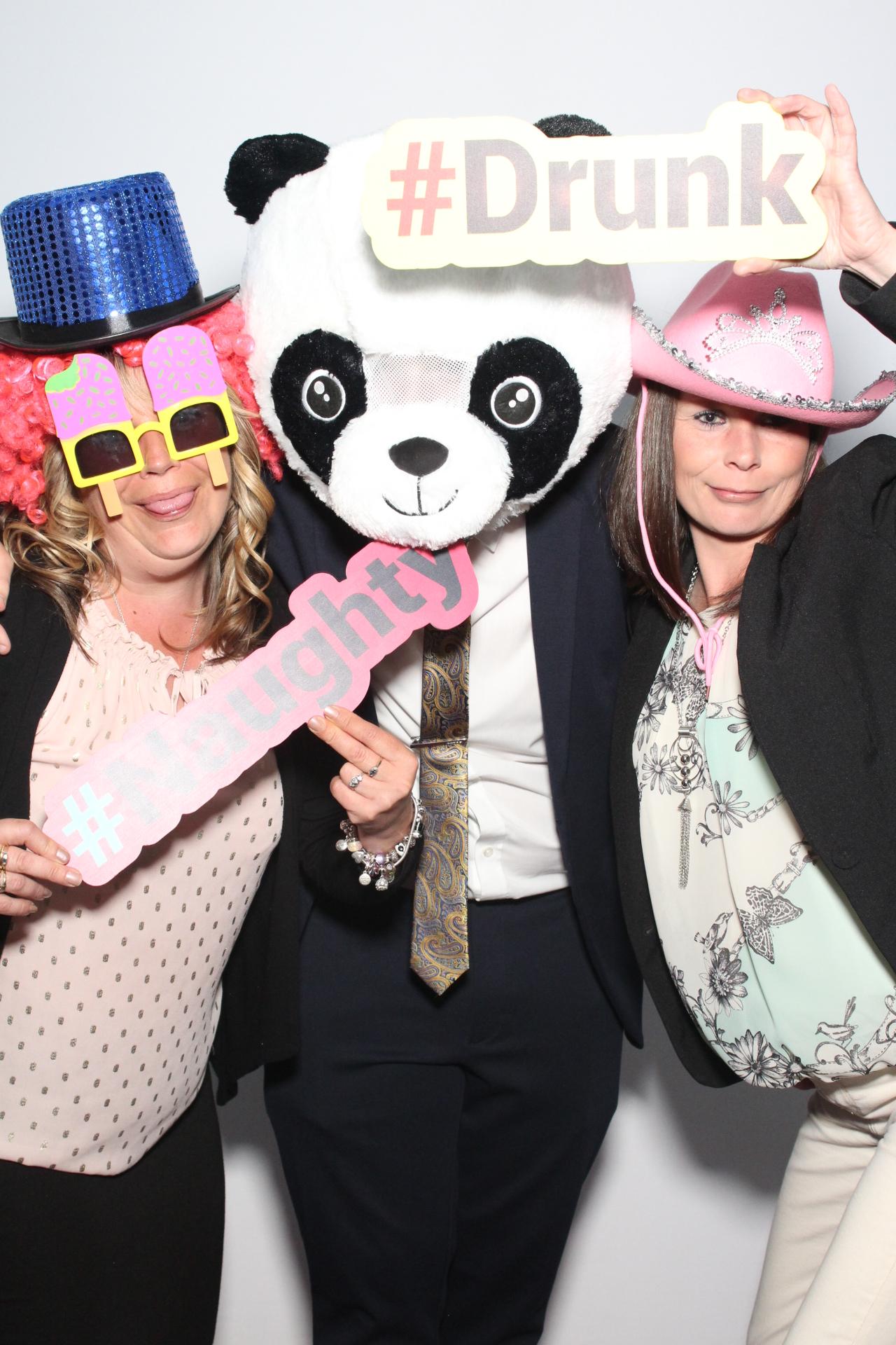 Mr and Mrs Allard  | View more photos from the event at gallery.myphotoboothexperience.co.uk/u/MyPhotoBoothExperienceLtd/Mr-and-Mrs-Allard