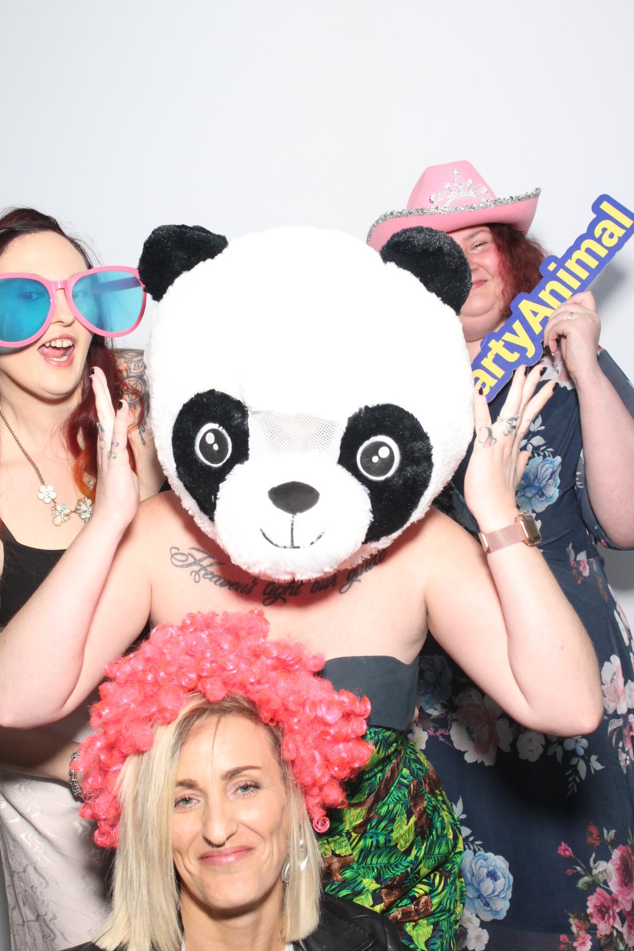 Mr and Mrs Allard  | View more photos from the event at gallery.myphotoboothexperience.co.uk/u/MyPhotoBoothExperienceLtd/Mr-and-Mrs-Allard