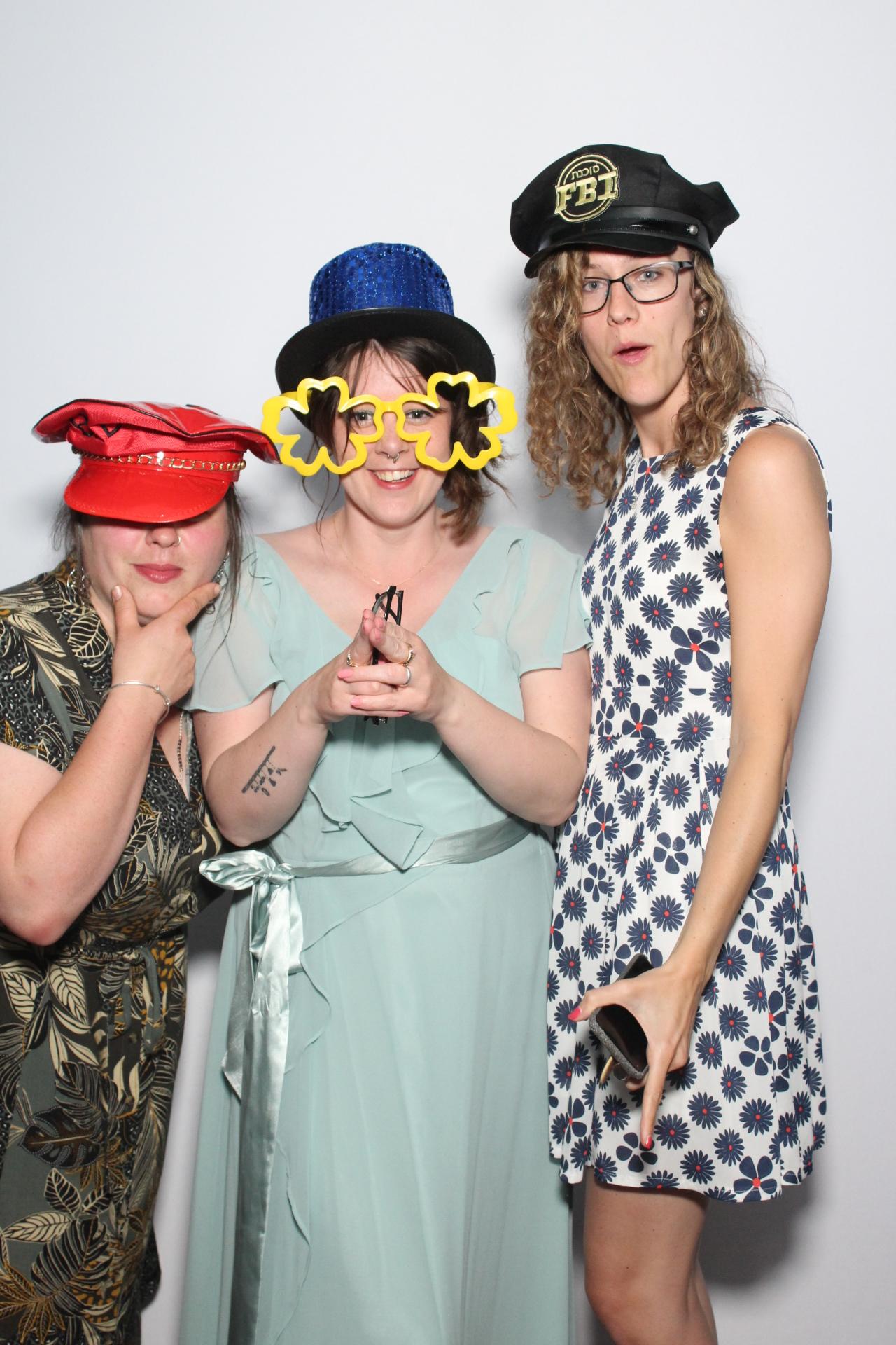 Mr and Mrs Allard  | View more photos from the event at gallery.myphotoboothexperience.co.uk/u/MyPhotoBoothExperienceLtd/Mr-and-Mrs-Allard