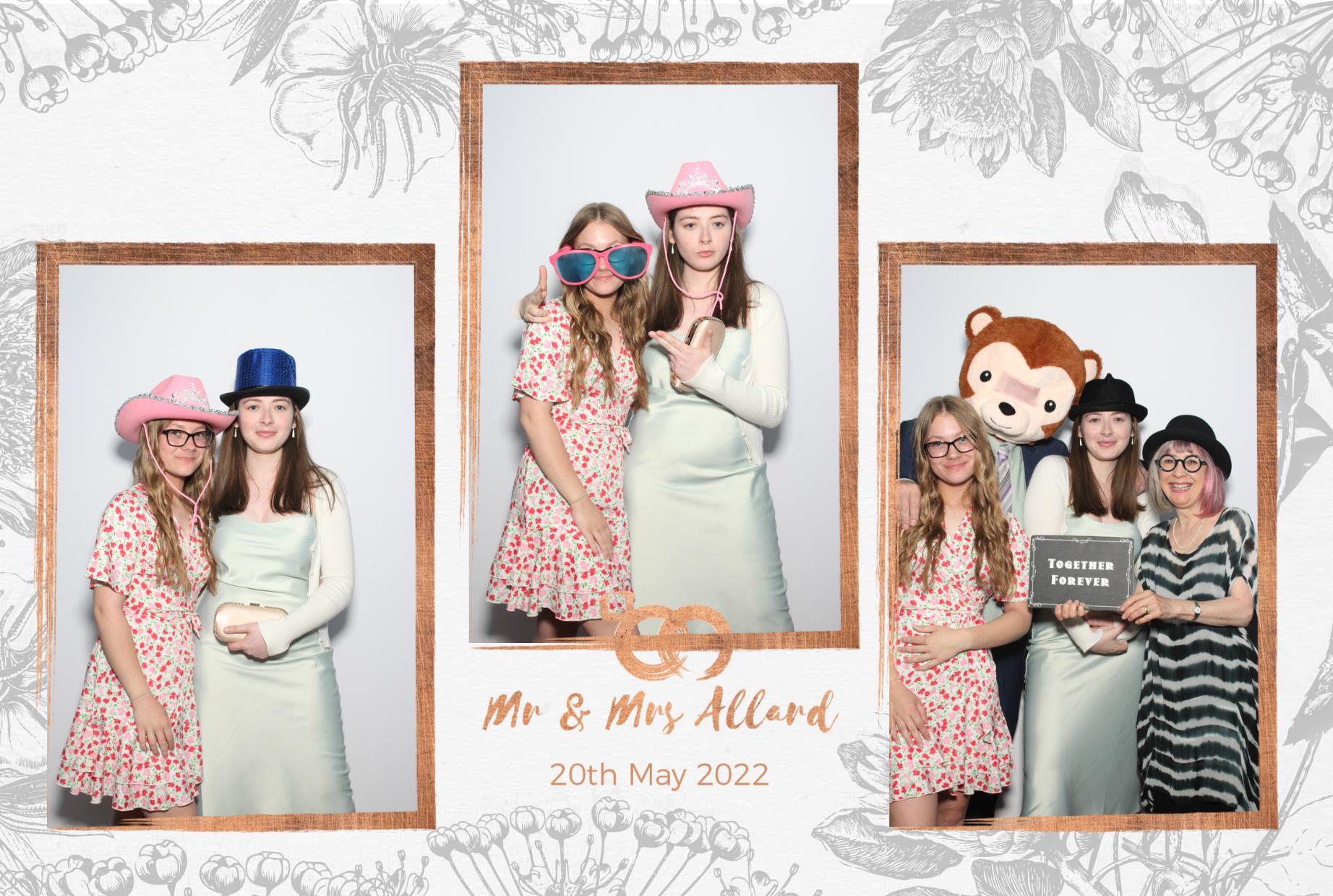 Mr and Mrs Allard  | View more photos from the event at gallery.myphotoboothexperience.co.uk/u/MyPhotoBoothExperienceLtd/Mr-and-Mrs-Allard