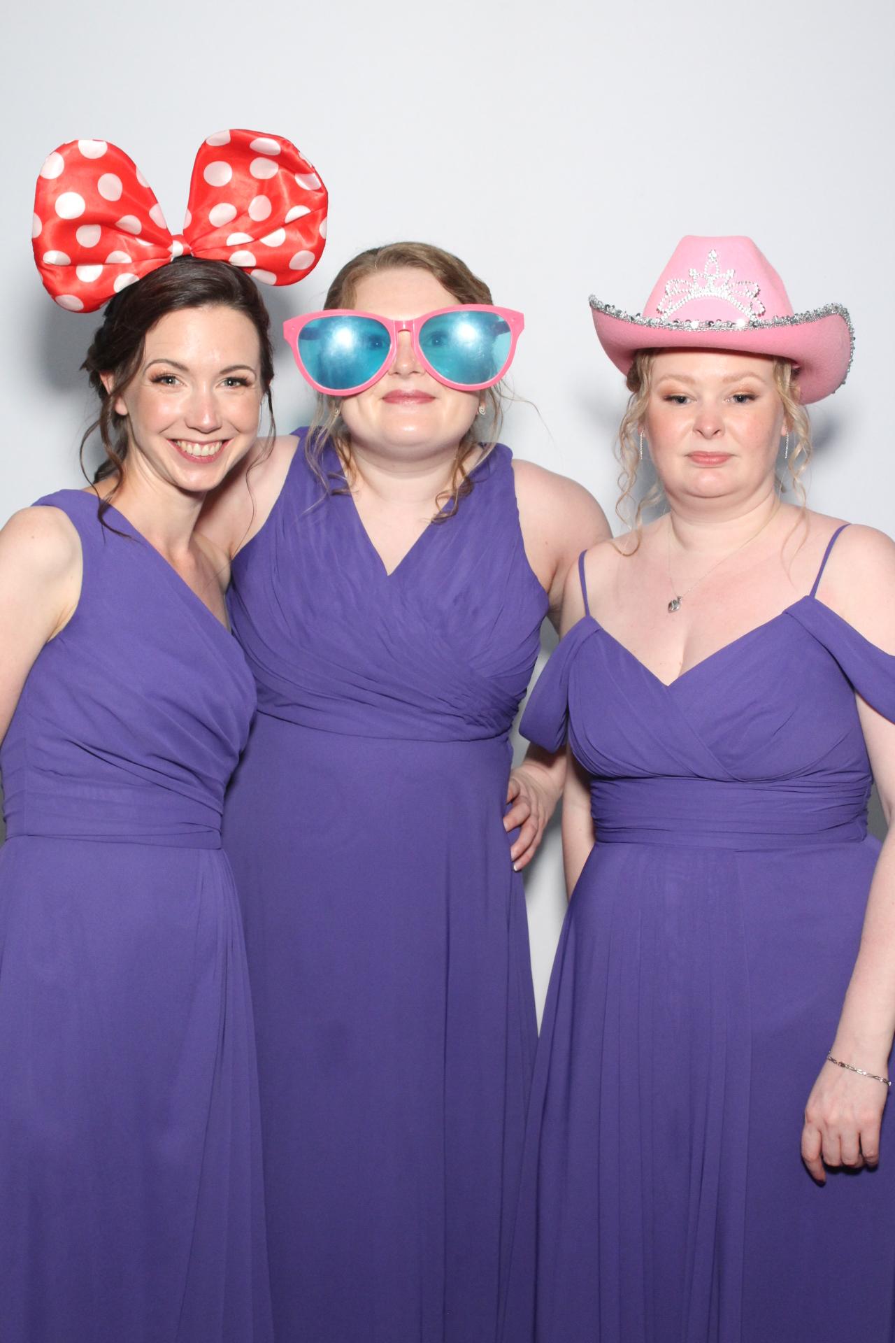 Mr and Mrs Allard  | View more photos from the event at gallery.myphotoboothexperience.co.uk/u/MyPhotoBoothExperienceLtd/Mr-and-Mrs-Allard