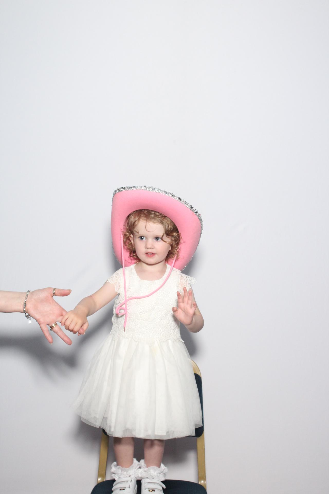 Mr and Mrs Allard  | View more photos from the event at gallery.myphotoboothexperience.co.uk/u/MyPhotoBoothExperienceLtd/Mr-and-Mrs-Allard