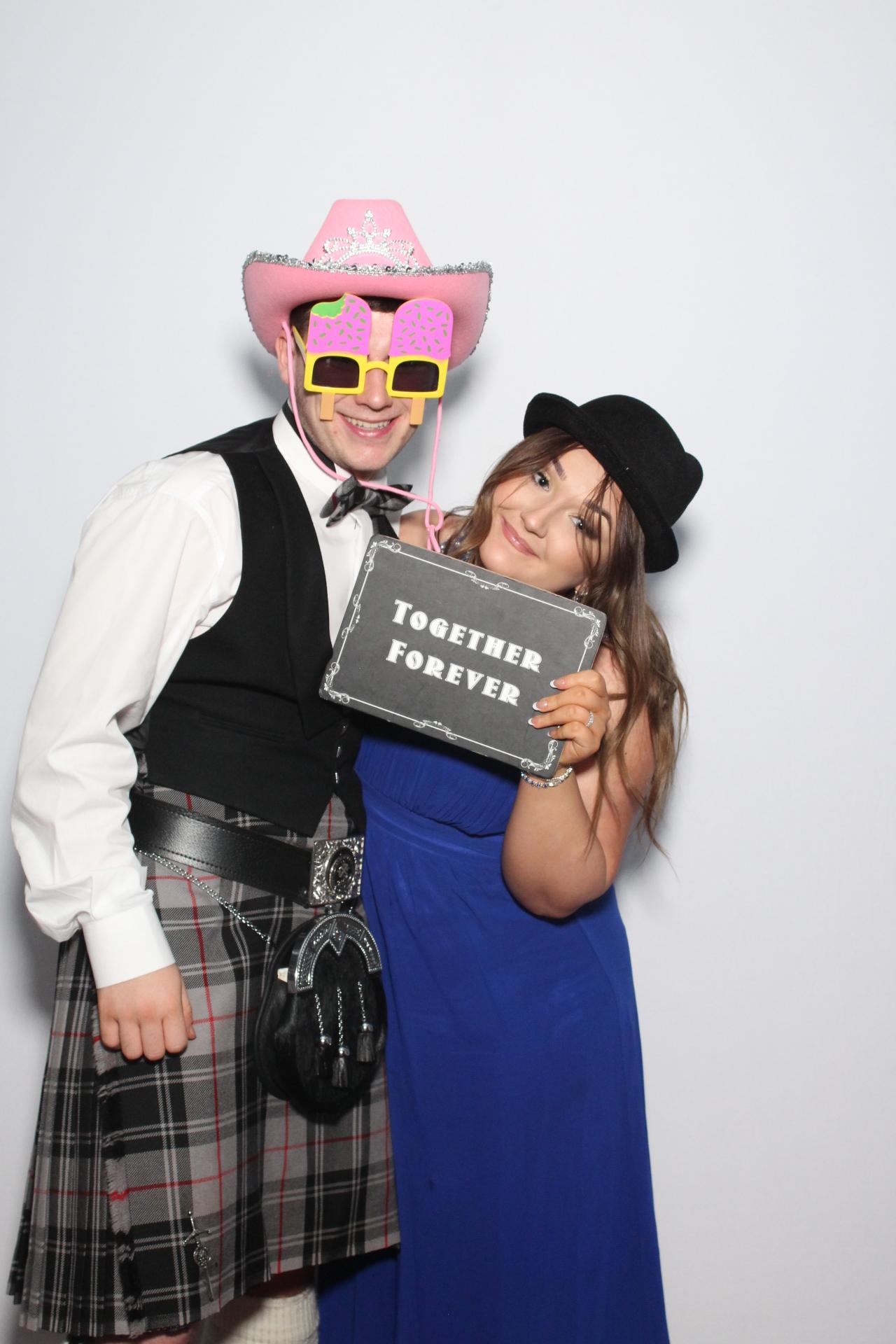 Mr and Mrs Allard  | View more photos from the event at gallery.myphotoboothexperience.co.uk/u/MyPhotoBoothExperienceLtd/Mr-and-Mrs-Allard