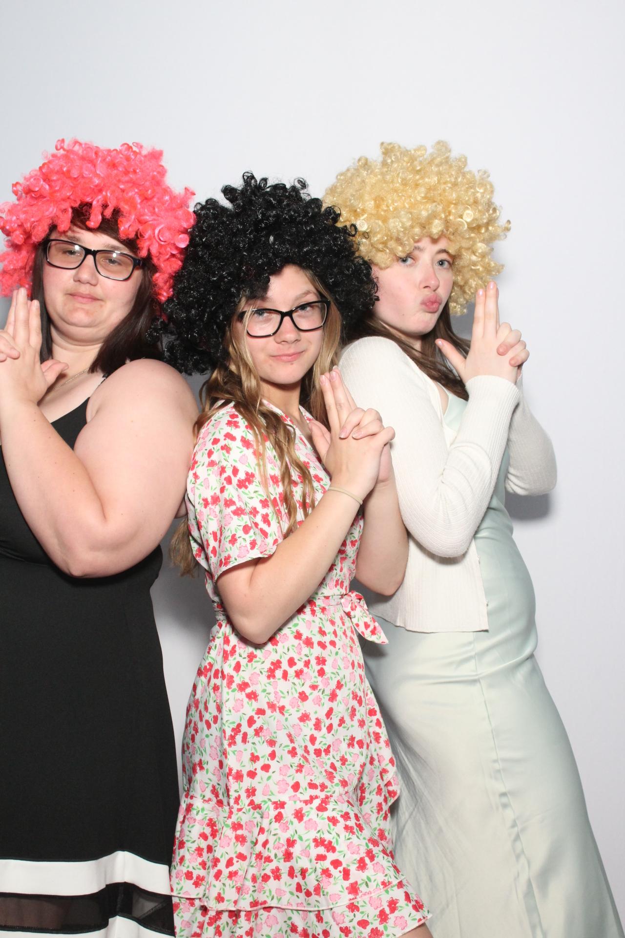 Mr and Mrs Allard  | View more photos from the event at gallery.myphotoboothexperience.co.uk/u/MyPhotoBoothExperienceLtd/Mr-and-Mrs-Allard