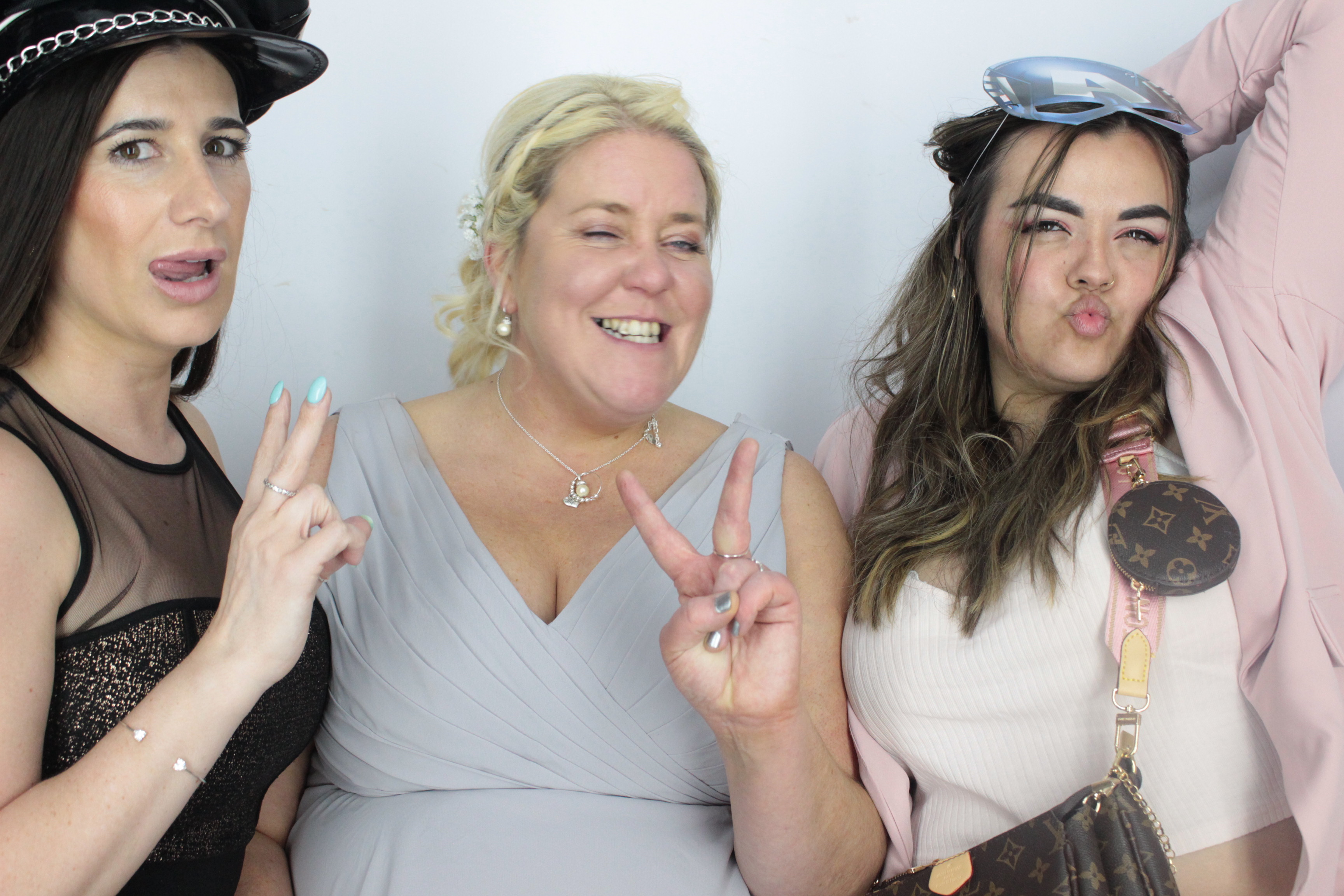 Natalie & kristian's Wedding  | View more photos from the event at gallery.myphotoboothexperience.co.uk/u/MyPhotoBoothExperienceLtd/Natalie-kristians-Wedding
