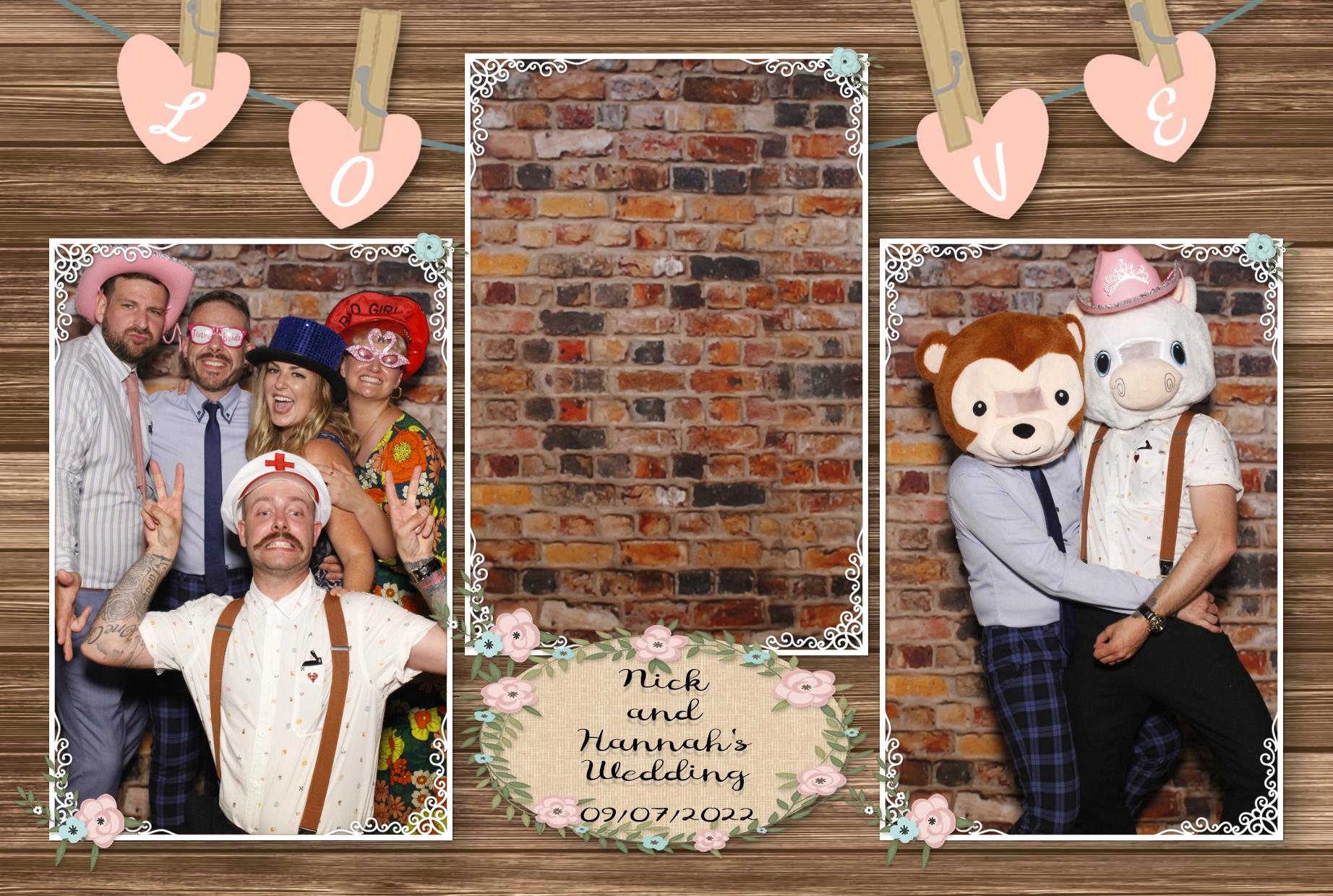 Nick and Hannah's Wedding  | View more photos from the event at gallery.myphotoboothexperience.co.uk/u/MyPhotoBoothExperienceLtd/Nick-and-Hannahs-Wedding