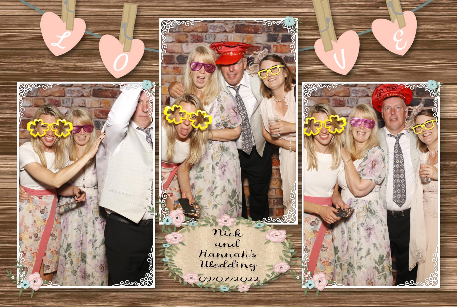 Nick and Hannah's Wedding  | View more photos from the event at gallery.myphotoboothexperience.co.uk/u/MyPhotoBoothExperienceLtd/Nick-and-Hannahs-Wedding